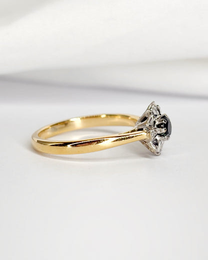 Bague Marguerite Saphir &amp; Diamants "Cyane"