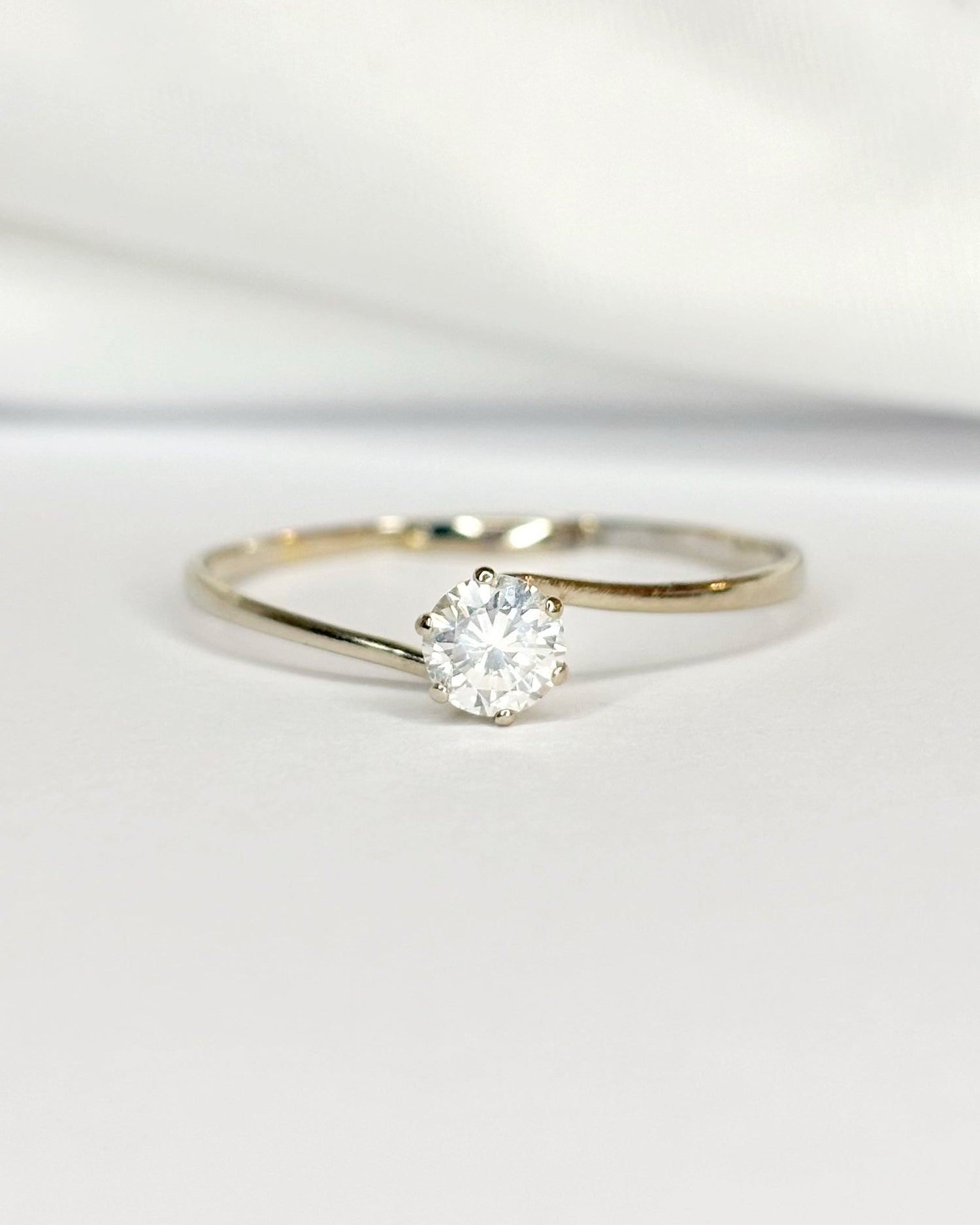 Bague Solitaire Diamant 0.33 carat "Millie"