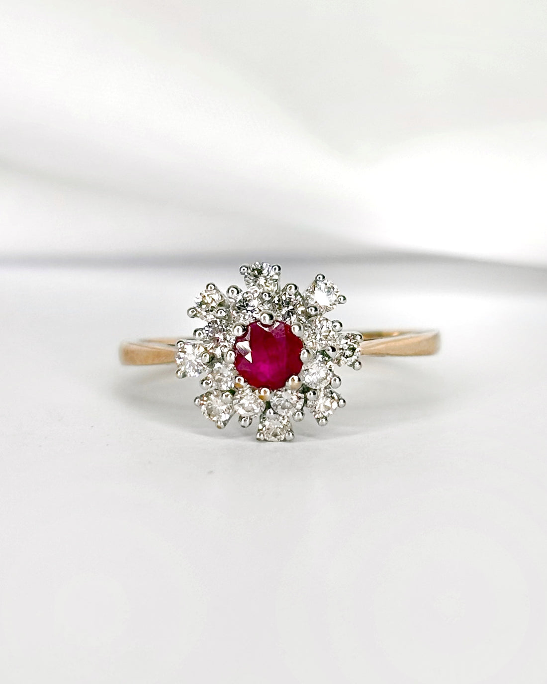 Bague Marguerite Rubis &amp; Diamants "Célia"