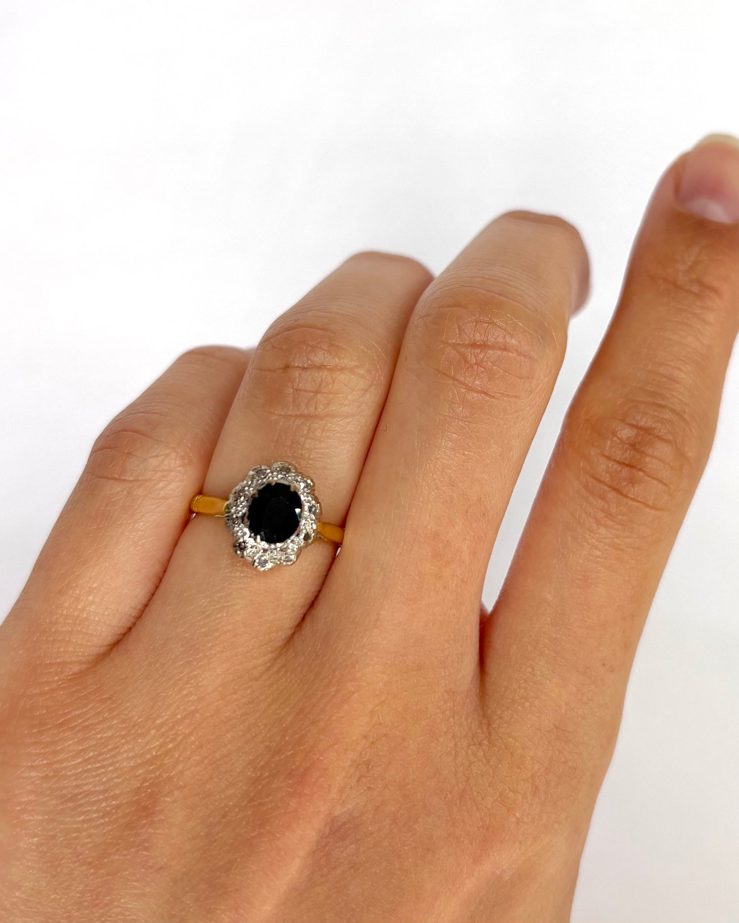 Bague Marguerite Saphir 1 carat &amp; Diamants "Noha"