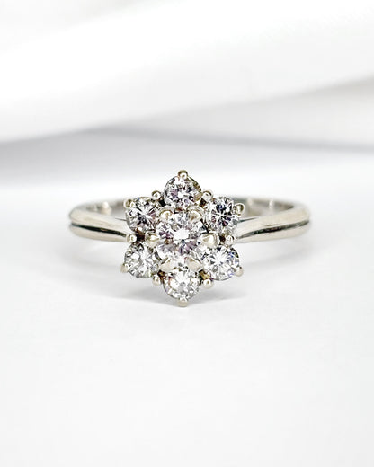 Bague Marguerite Diamants 0.61 carat "Sienna"