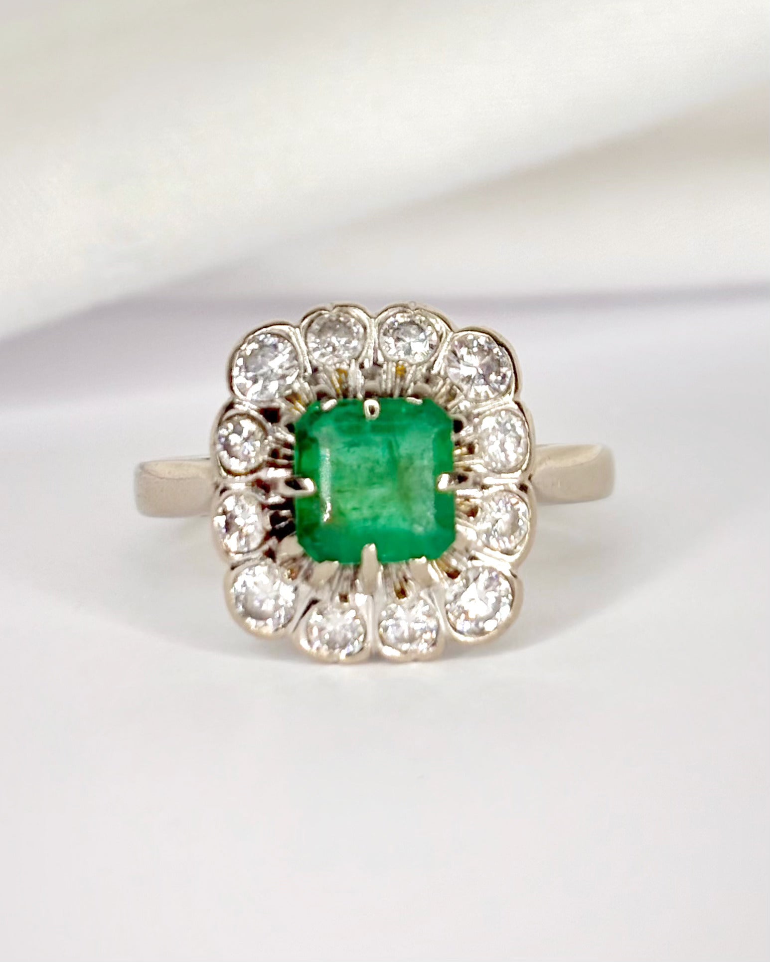 Emerald Daisy Ring 1.15 Carat, Diamonds 0.60 Carat &amp; Gold 4.63g "Melania"