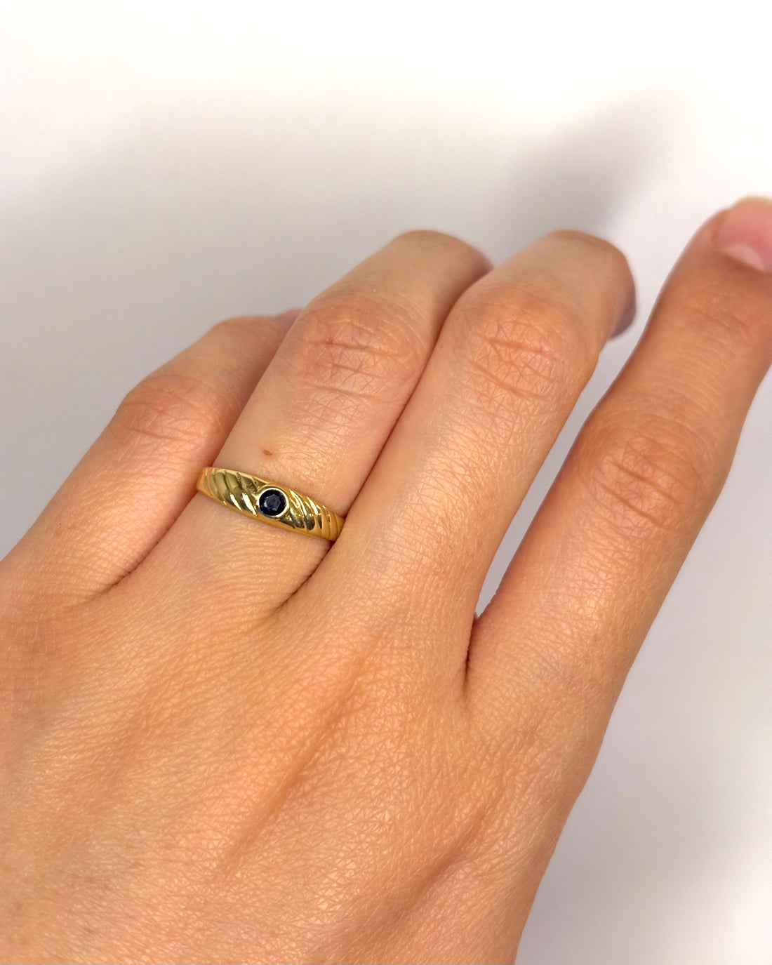 Bague Jonc Saphir "Charlotte"