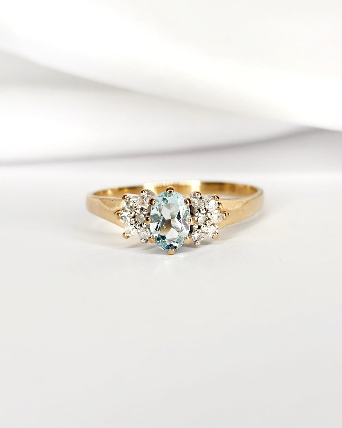 Bague Trilogie Aigue-Marine 0.45 carat &amp; Diamants 0.24 carat "Marine"