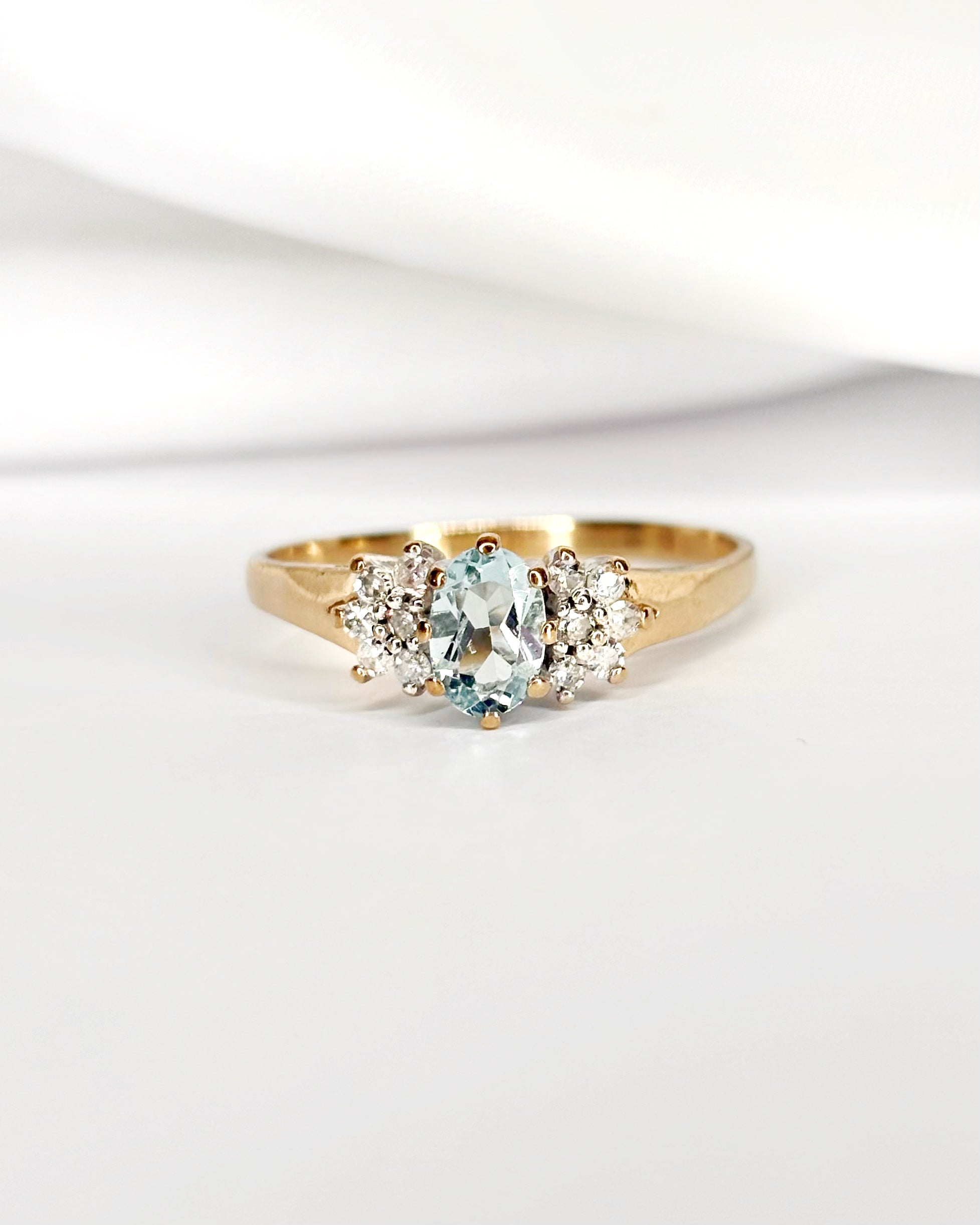 Bague Trilogie Aigue-Marine 0.45 carat &amp; Diamants 0.24 carat "Marine"