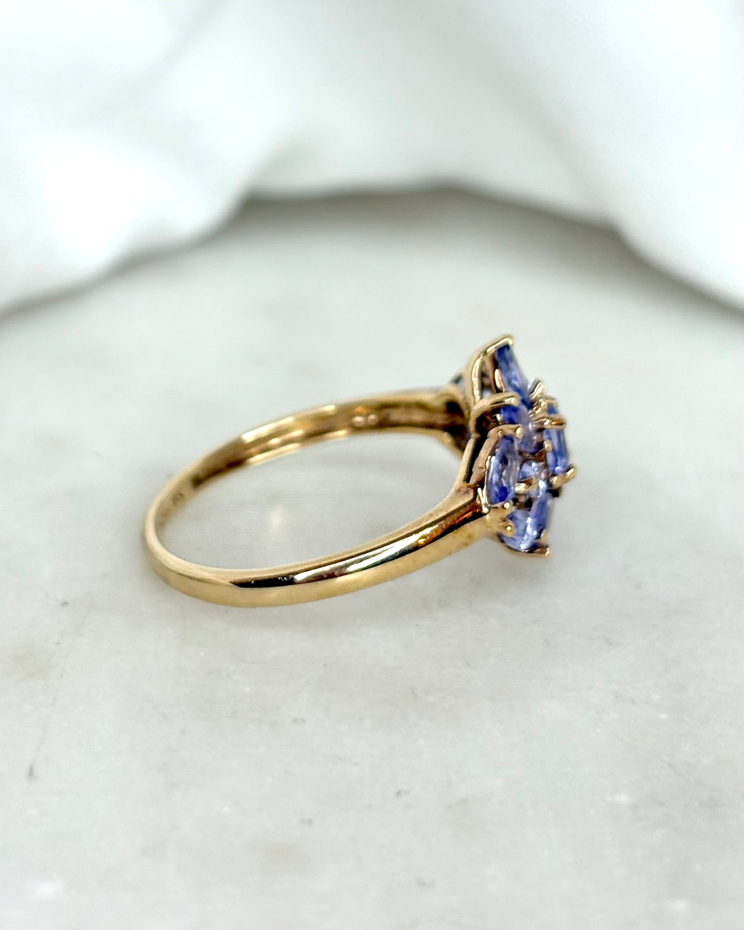 Bague Fleur Tanzanites 1.02 carat &quot;Gabriella&quot;