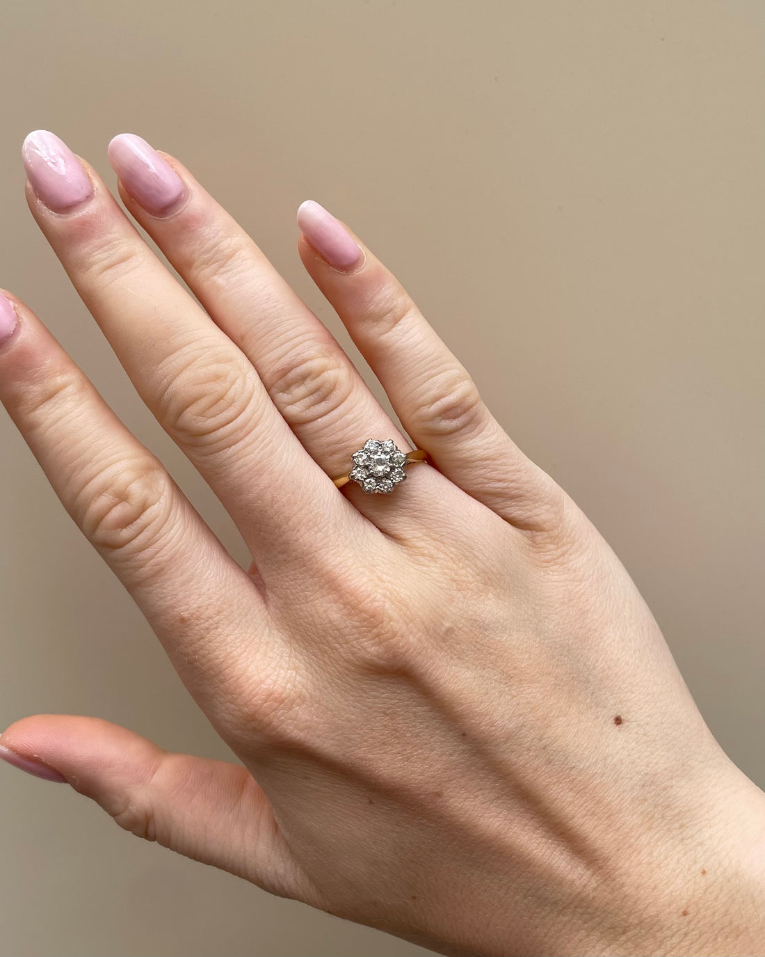 Bague Marguerite Diamants 0.60 carat &quot;Irisia&quot;