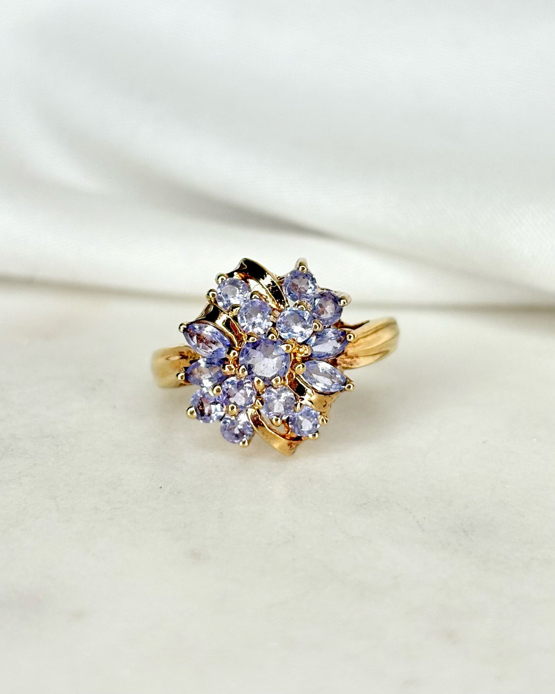 Bague Fleur Tanzanites 1.20 carat &quot;Rania&quot;