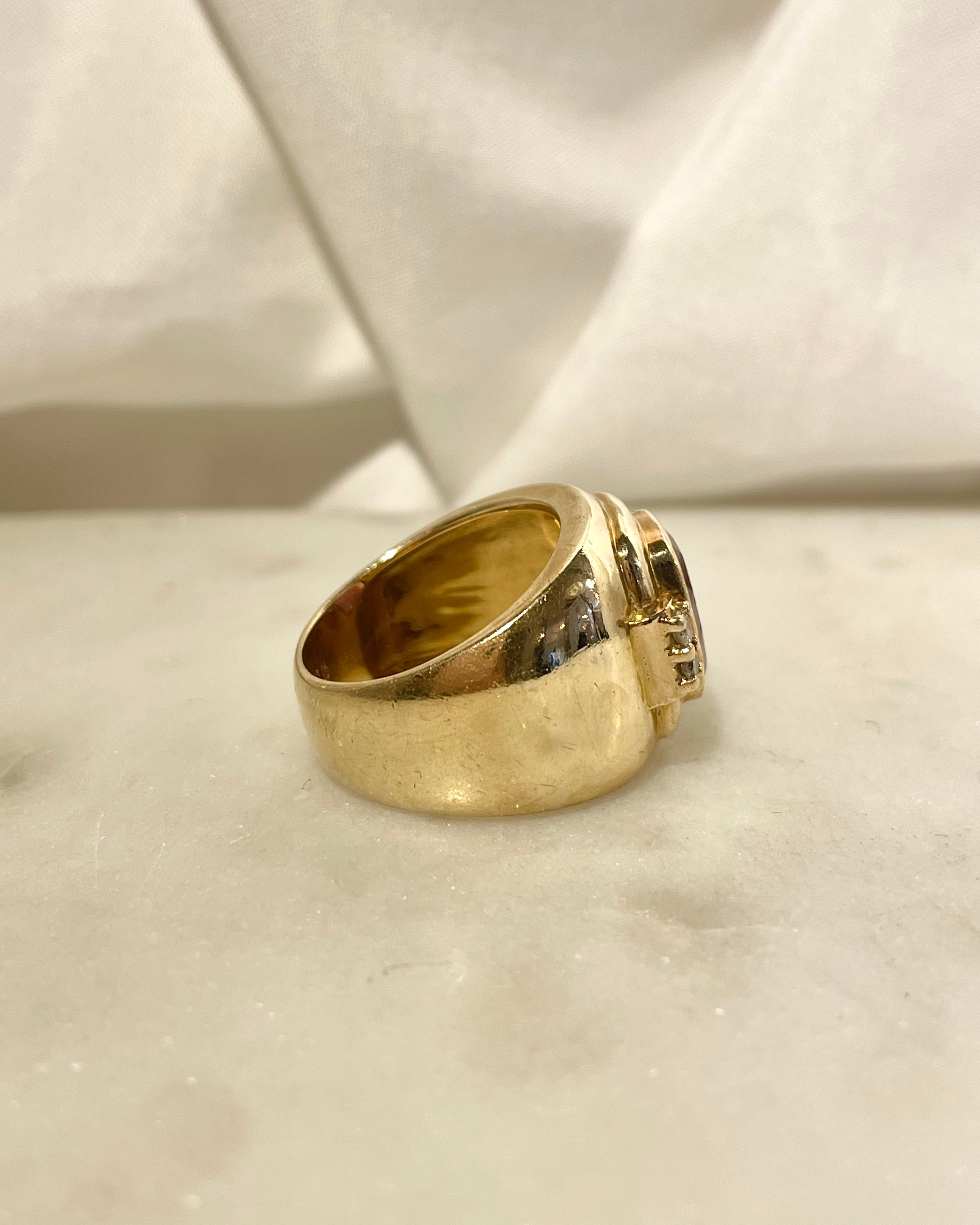 Anillo de banda con turmalina 3.10 quilates y diamantes “Arielle”