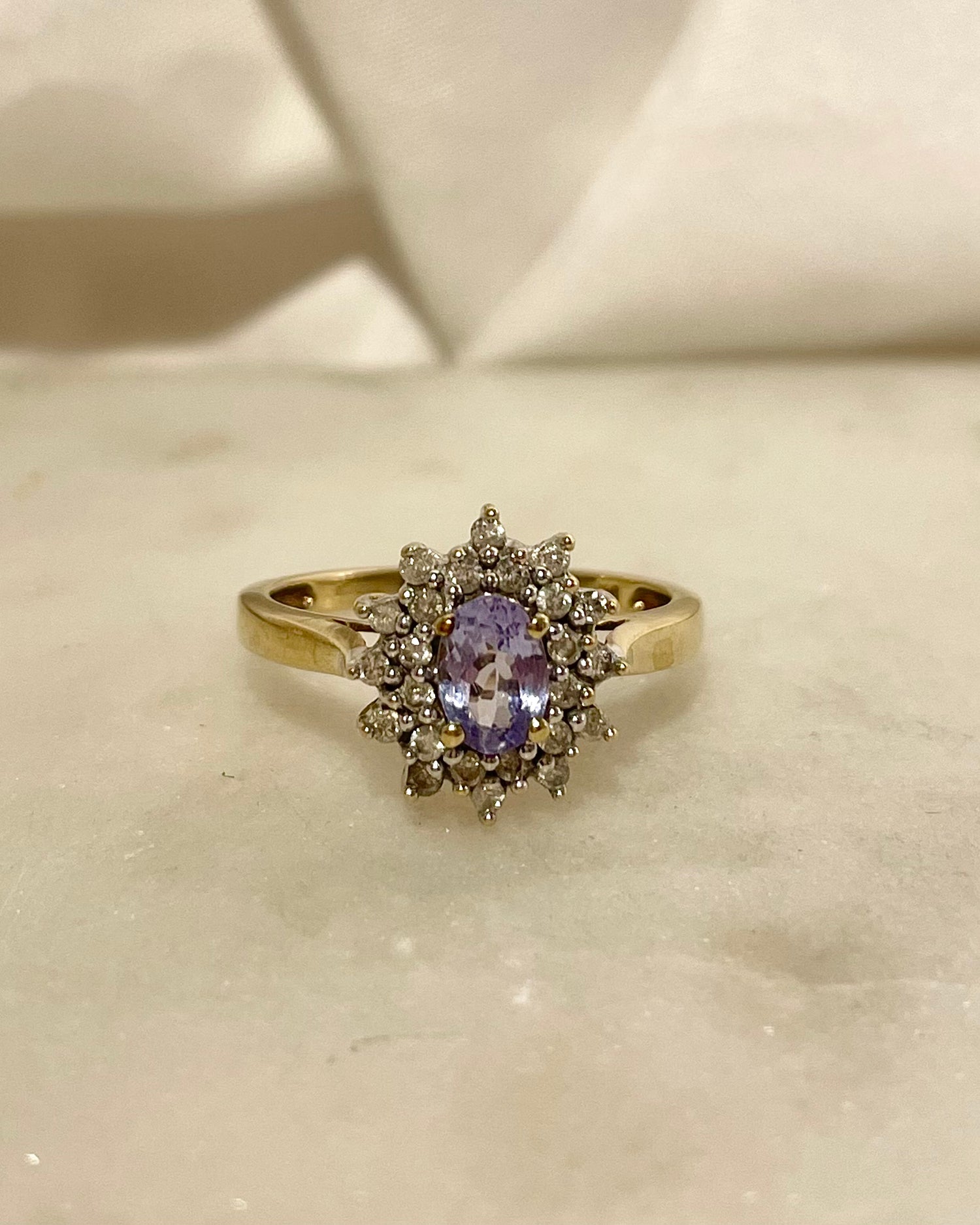 Bague Marguerite Tanzanite 0.50 carat &amp; Diamants &quot;Elsana&quot;