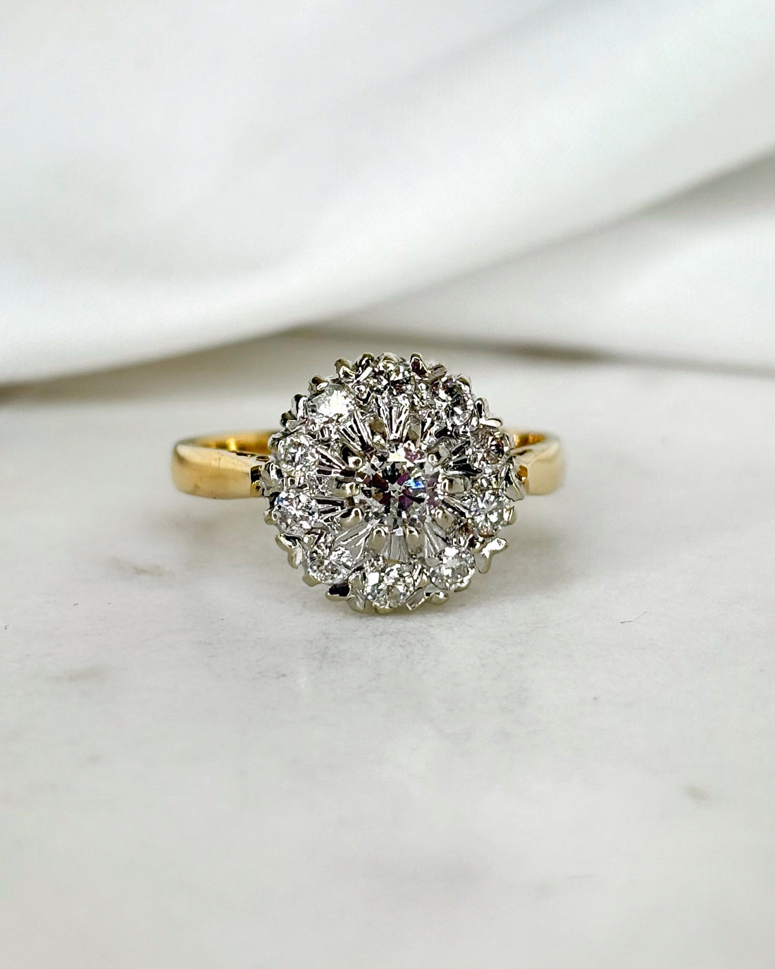 Bague Marguerite Diamants 0.60 carat &quot;Solange&quot;