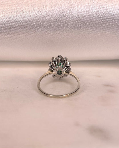 Bague Marguerite Émeraude 0.71 carat et Diamants &quot;Carolia&quot;