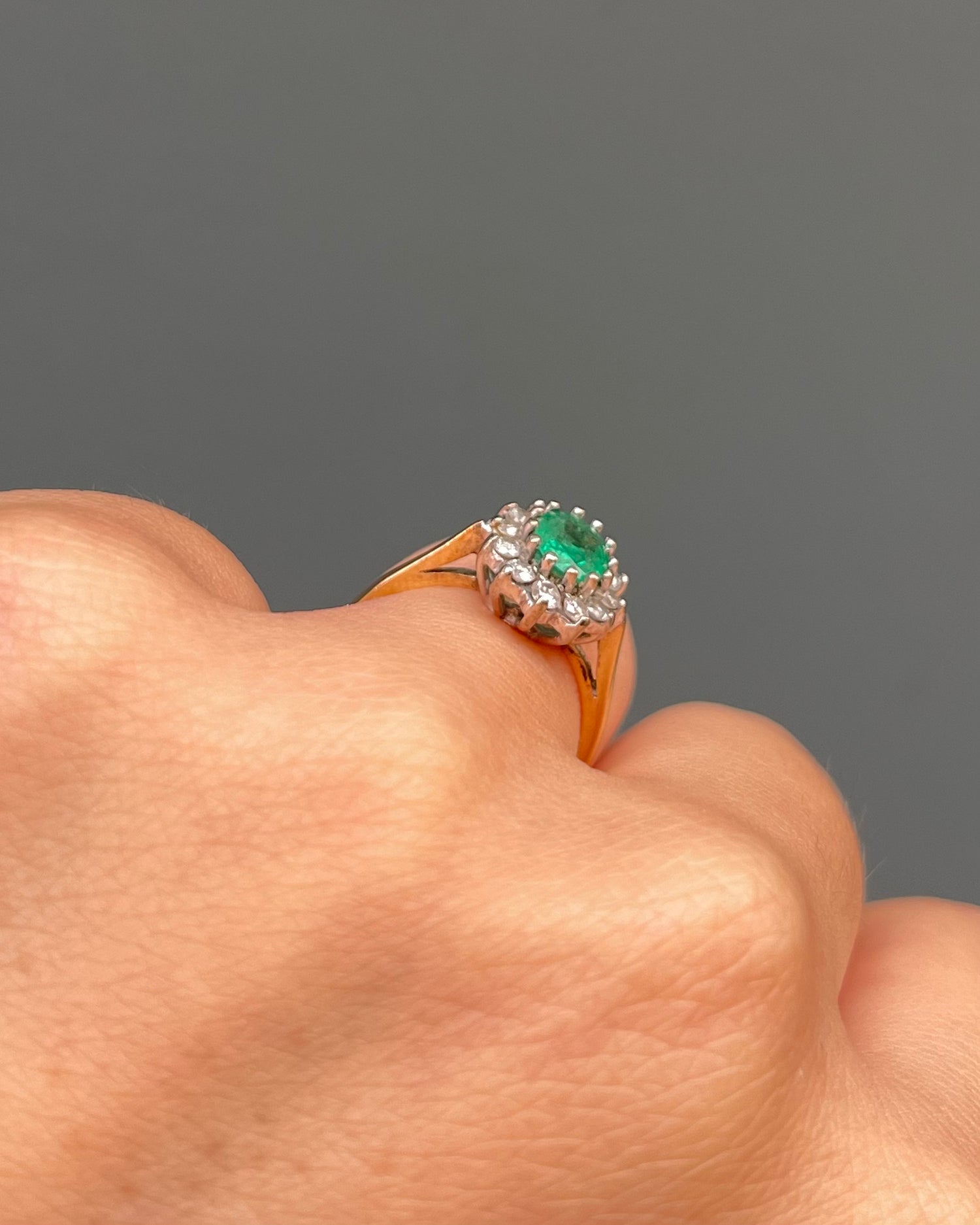 Marguerite Emerald 0.80 carat &amp; 12 Diamonds Ring &quot;Coline&quot;
