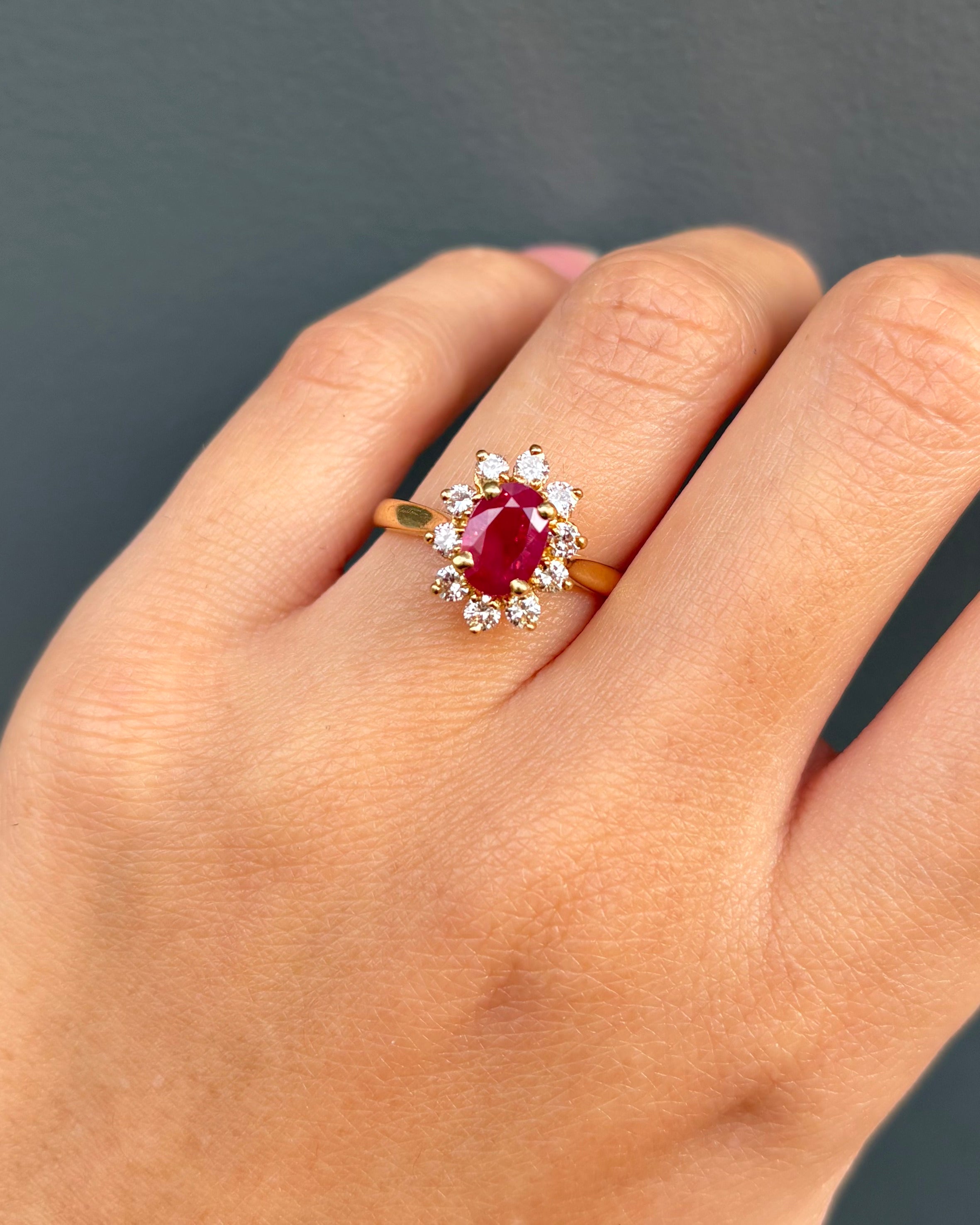 Bague Marguerite Rubis 1.30 carat &amp; Diamants 0.40 carat "Alicia"