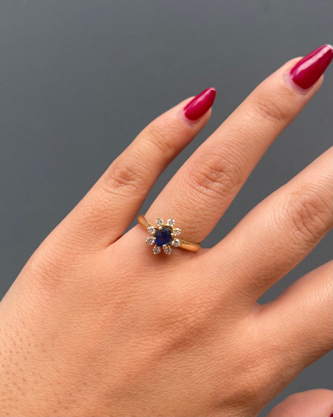 Bague Marguerite Saphir 0.55 carat &amp; Diamants “Flora”