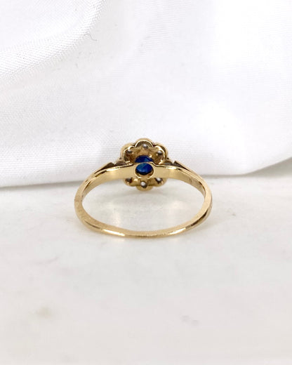 Bague Marguerite Art-Déco Saphir 0.12 carat &amp; 8 Diamants “Nérée”