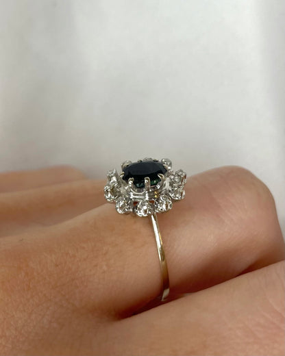 Bague Marguerite Saphir 1.05 carat &amp; 10 Diamants 0.20 carat “Shana”