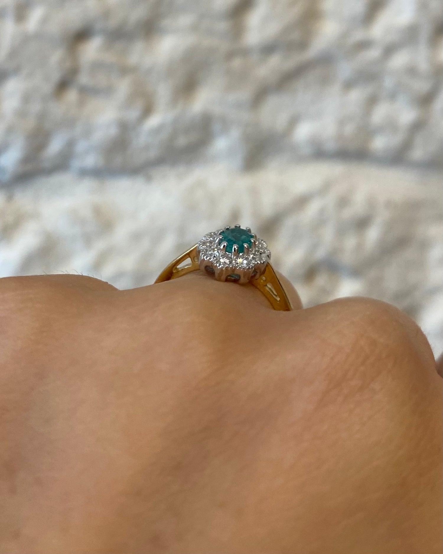 Bague Marguerite Émeraude 0.40 carat &amp; Diamants 0.40 carat &quot;Nila&quot;