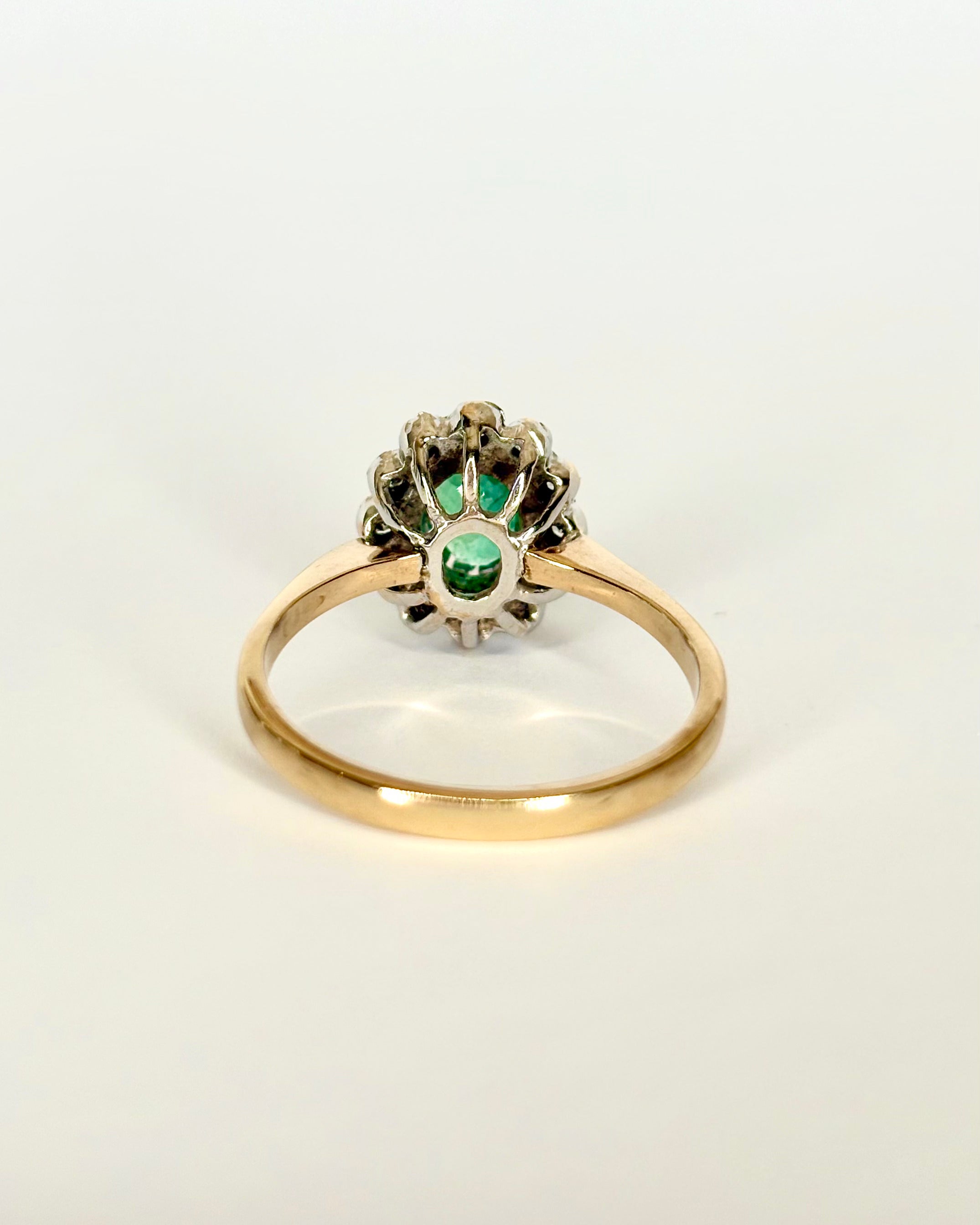 Bague Marguerite Émeraude 0.54 ct &amp; 12 Diamants "Thérèse"