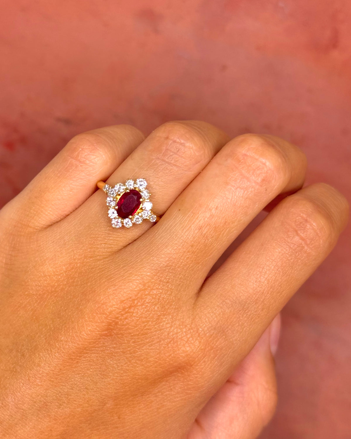 Bague Marguerite Rubis 0.75 carat &amp; Diamants 0.56 carat "Dakota"