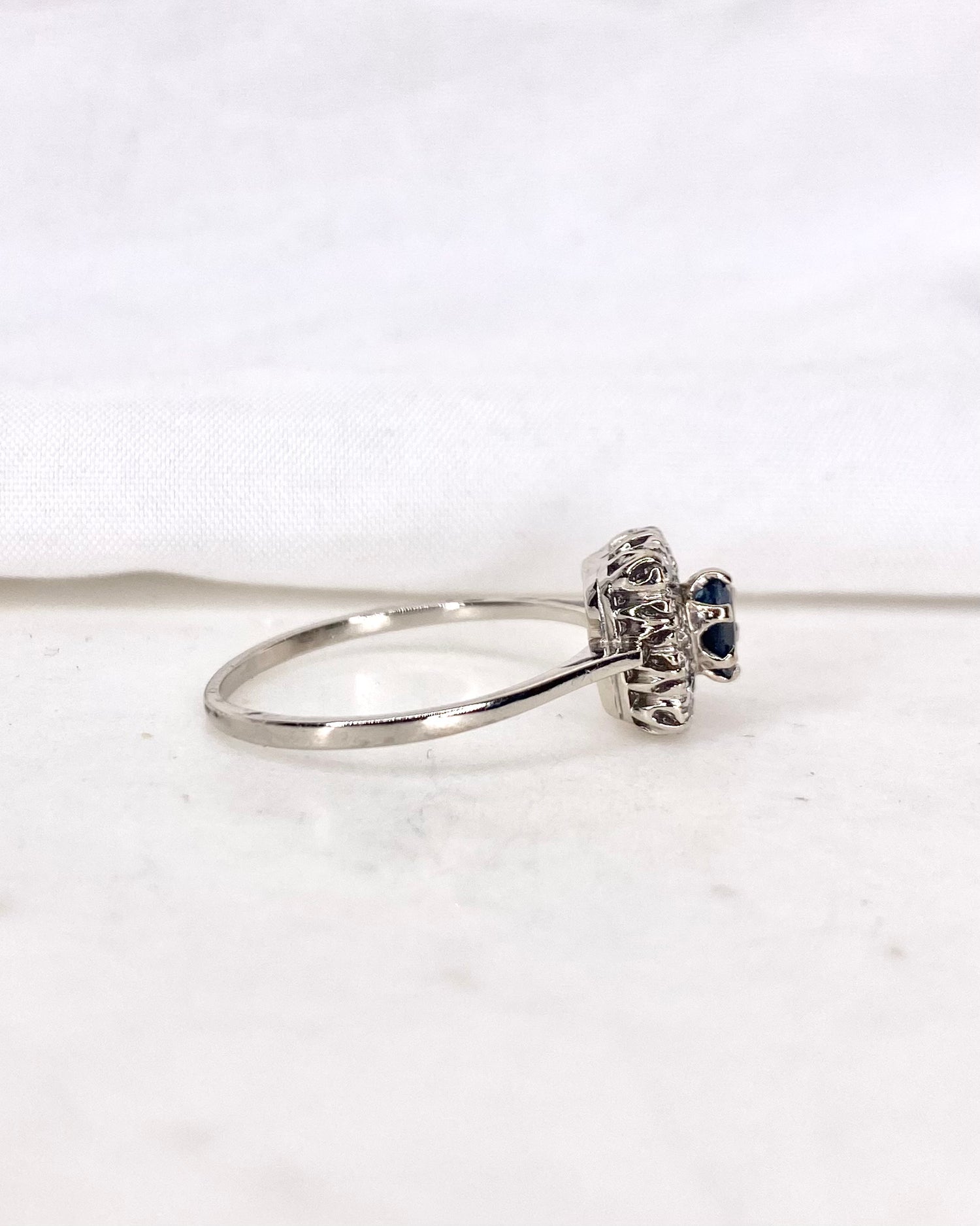 Bague Art Déco Saphir &amp; Diamants &quot;Aline&quot;