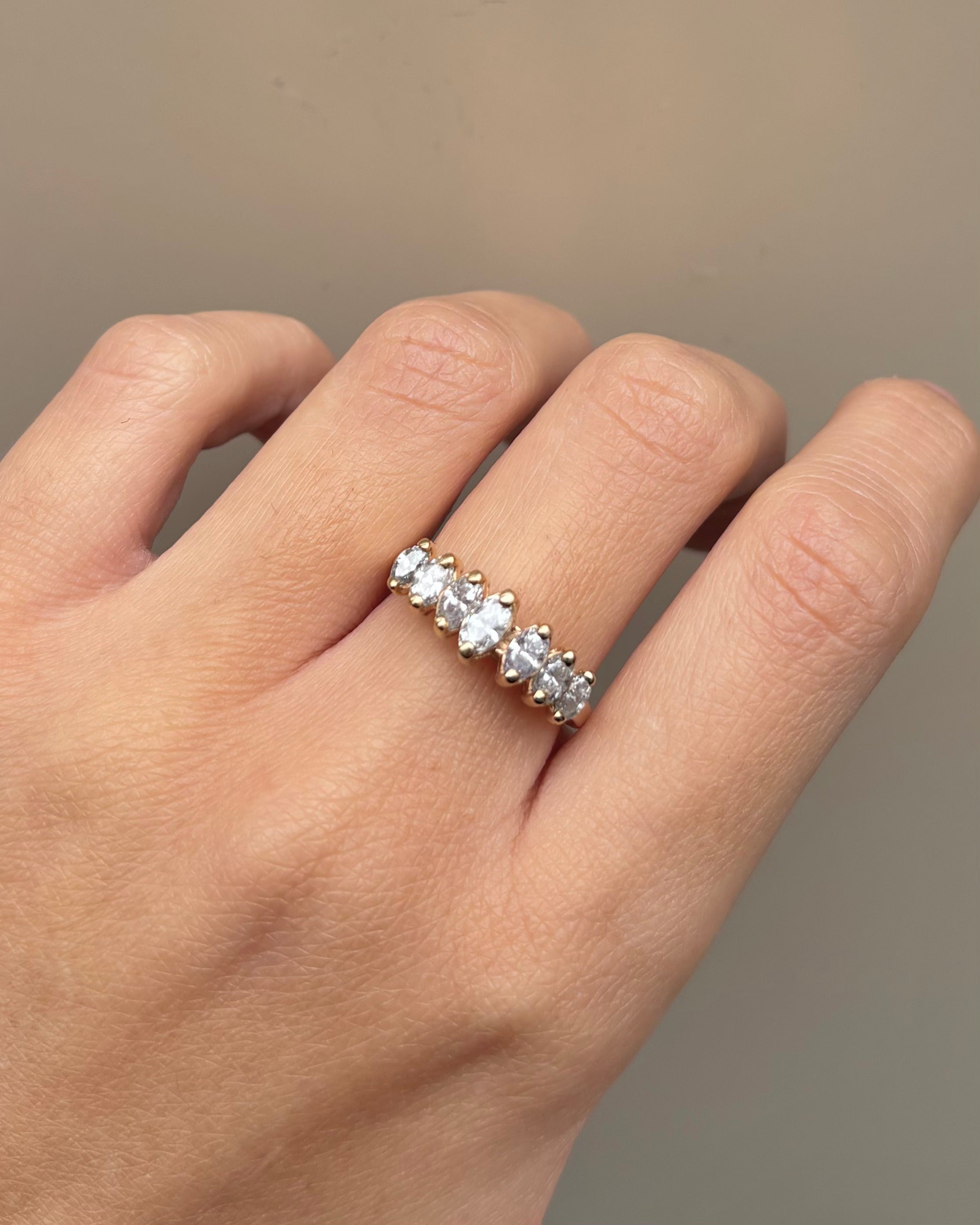 River Ring 7 Marquise Diamonds "Laura"