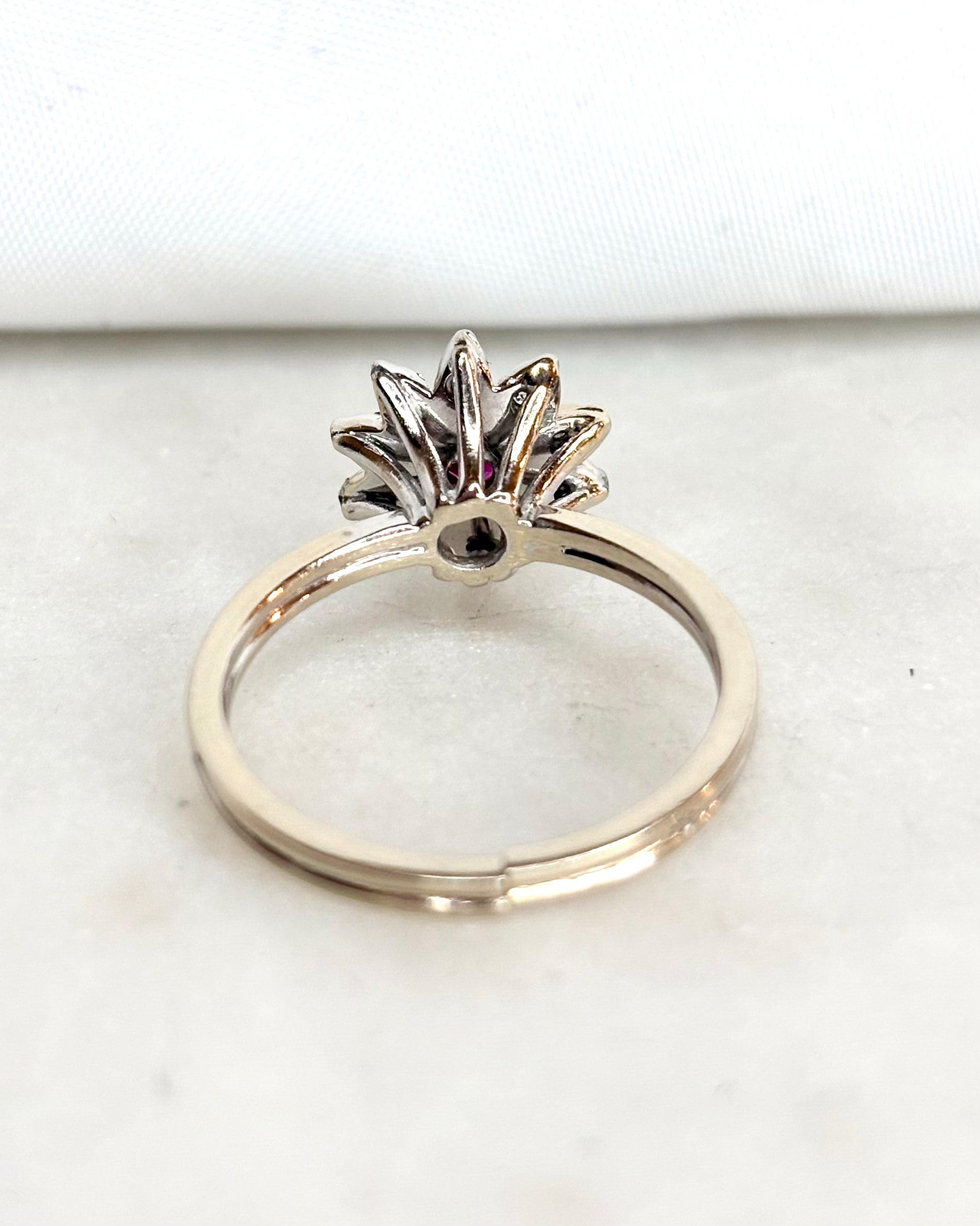 Bague Marguerite Rubis &amp; Diamants &quot;Candice&quot;