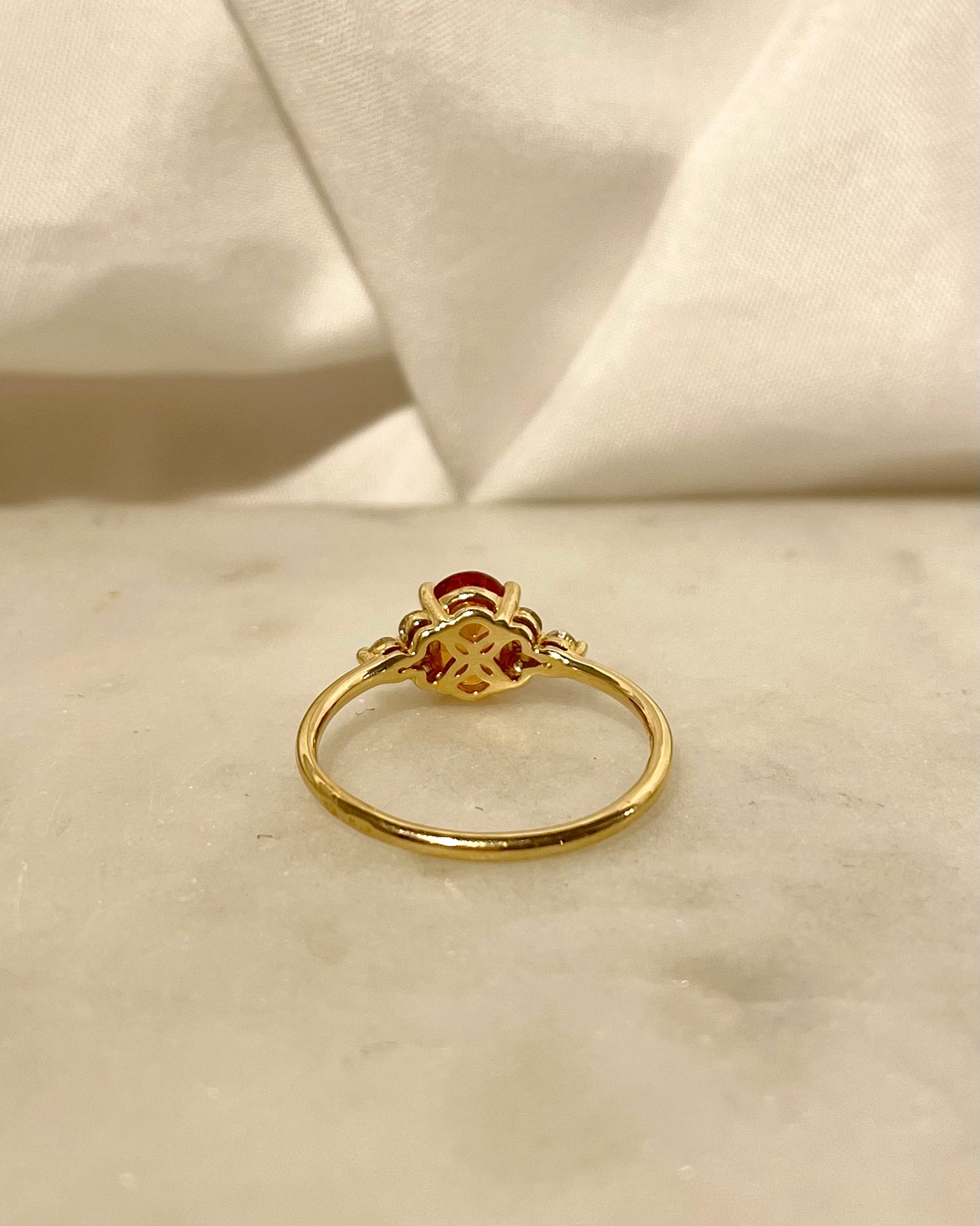 Bague Trilogie Saphir Orange 1.20 carat &amp; Diamants “Clementine”