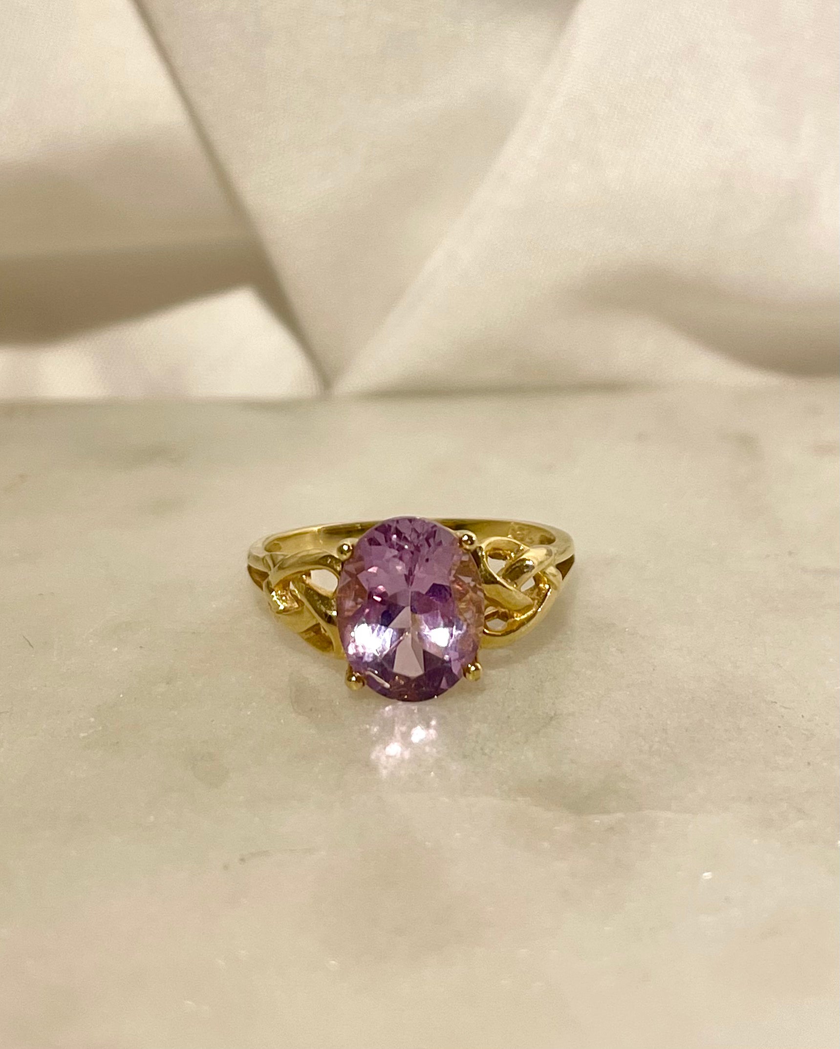 Anillo Cóctel Amatista 2.30 quilates "Amélie"