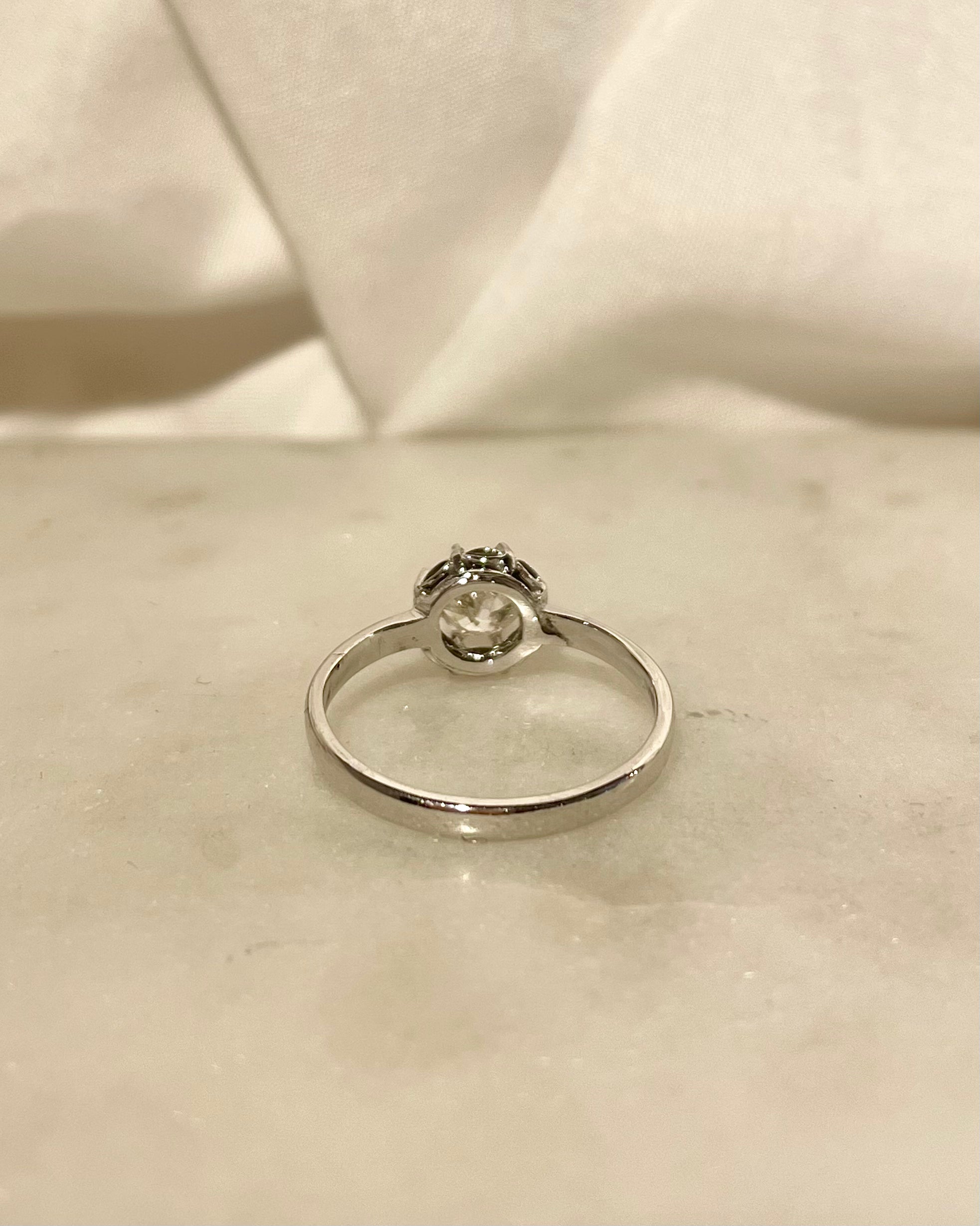 Bague Art-Déco Diamant 0.80 carat &quot;Angelina&quot;