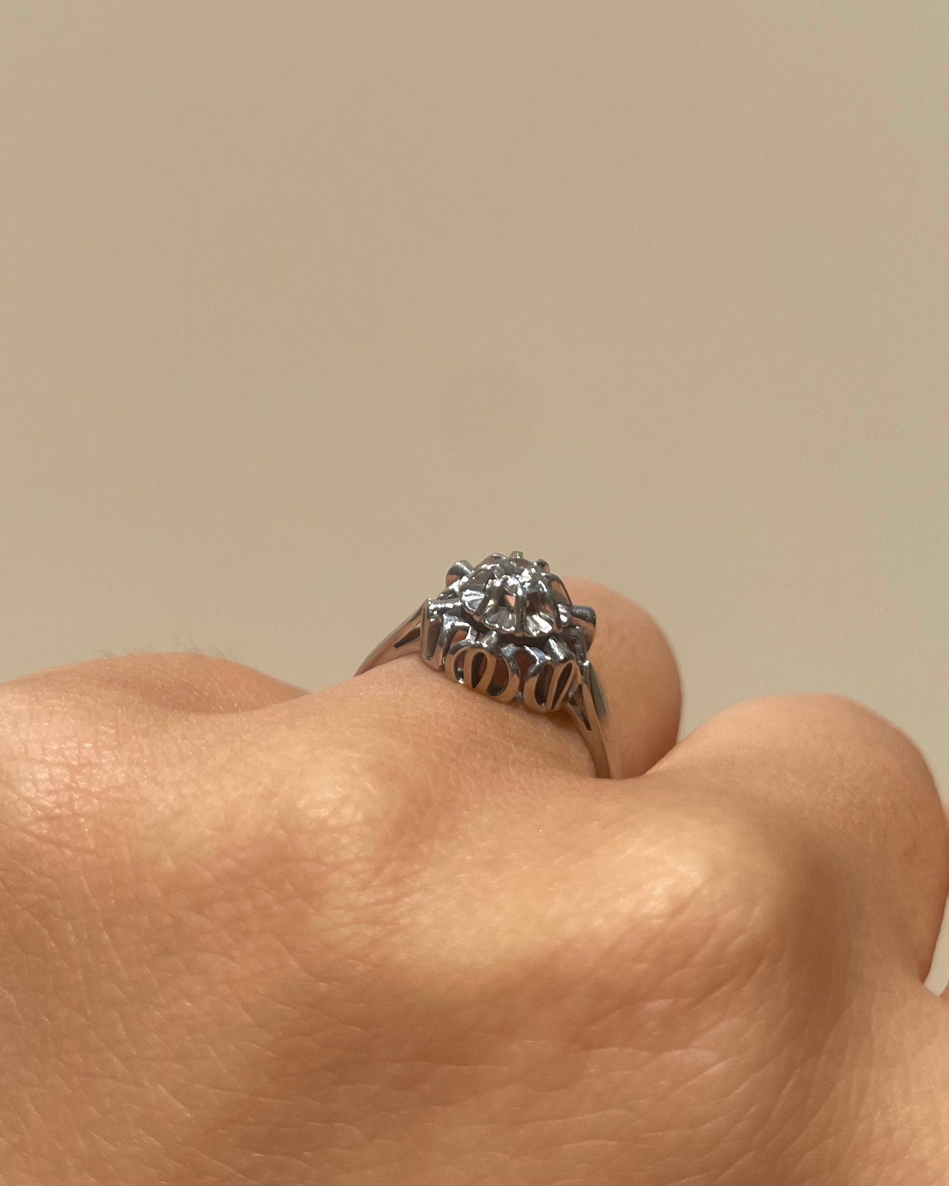 Bague Art-Déco Diamant 0.15 carat "Celinie"