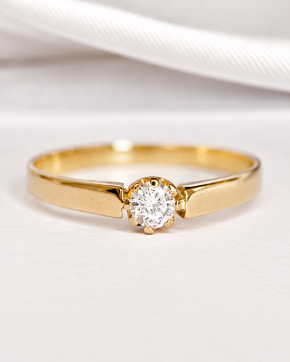 Solitaire Diamond Ring "Emilie"
