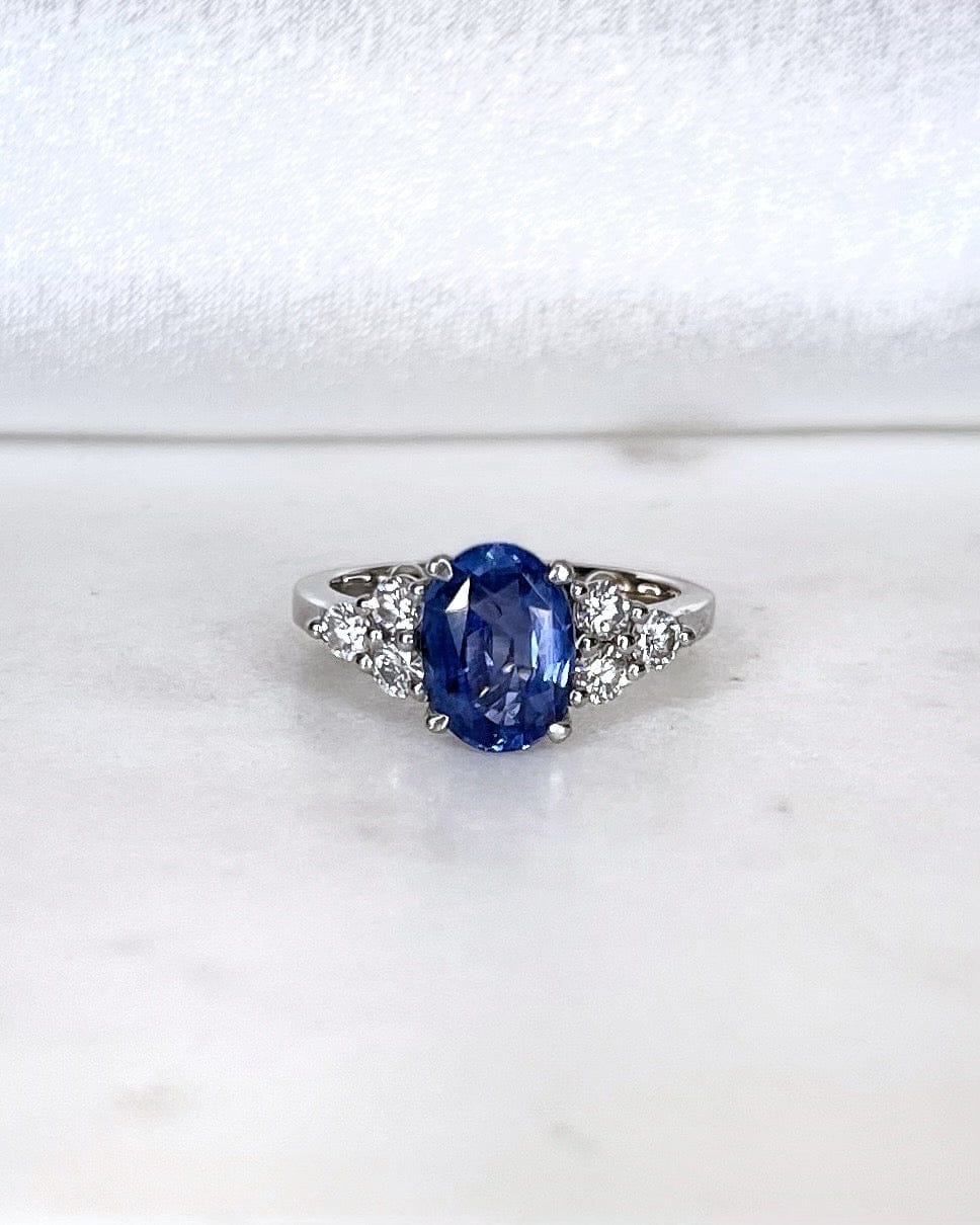 Bague Trilogie Saphir 1.80 &amp; Diamants “Cléandre”