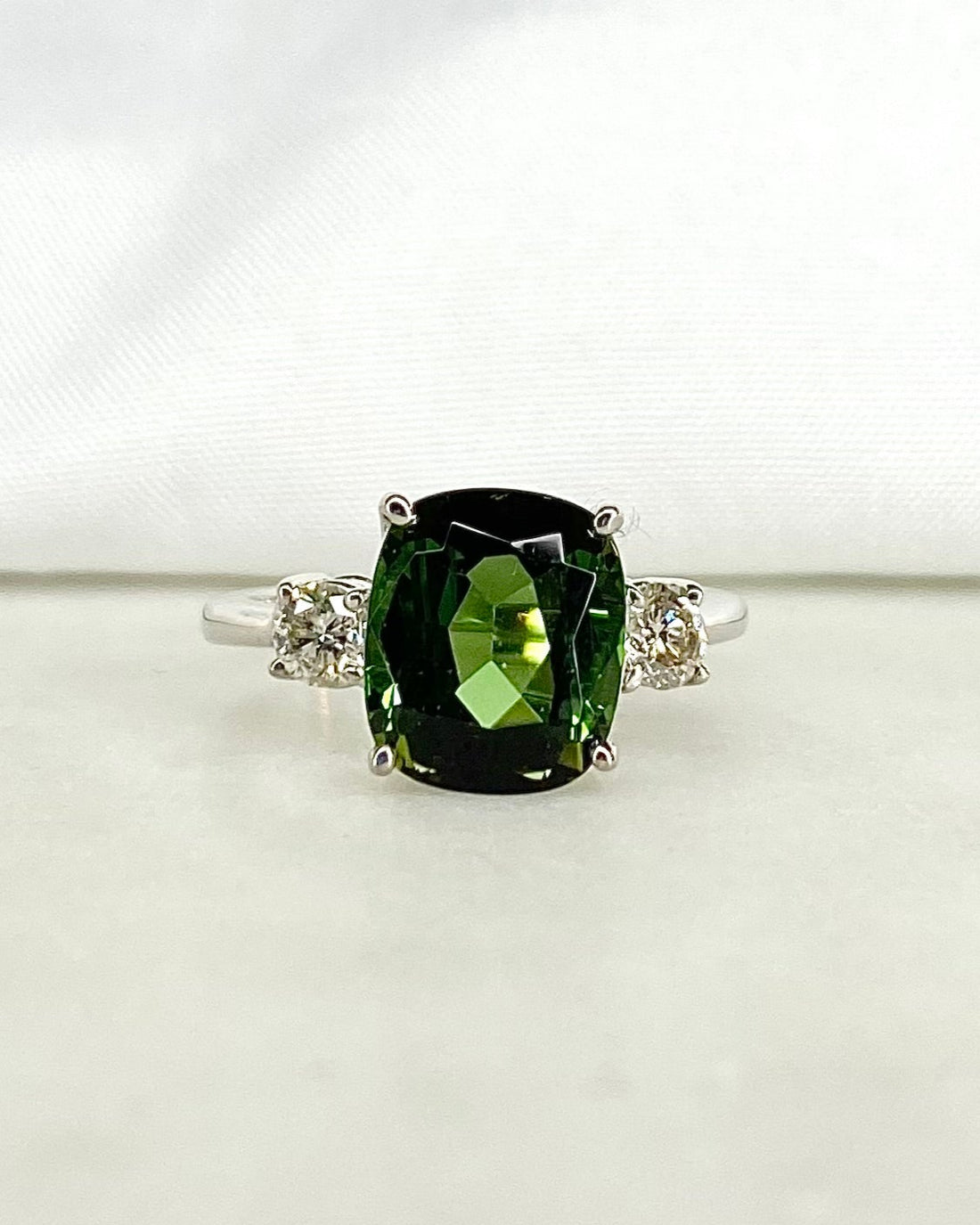 Bague Trilogie Tourmaline 3.80 carats &amp; Diamants &quot;Chiara&quot;