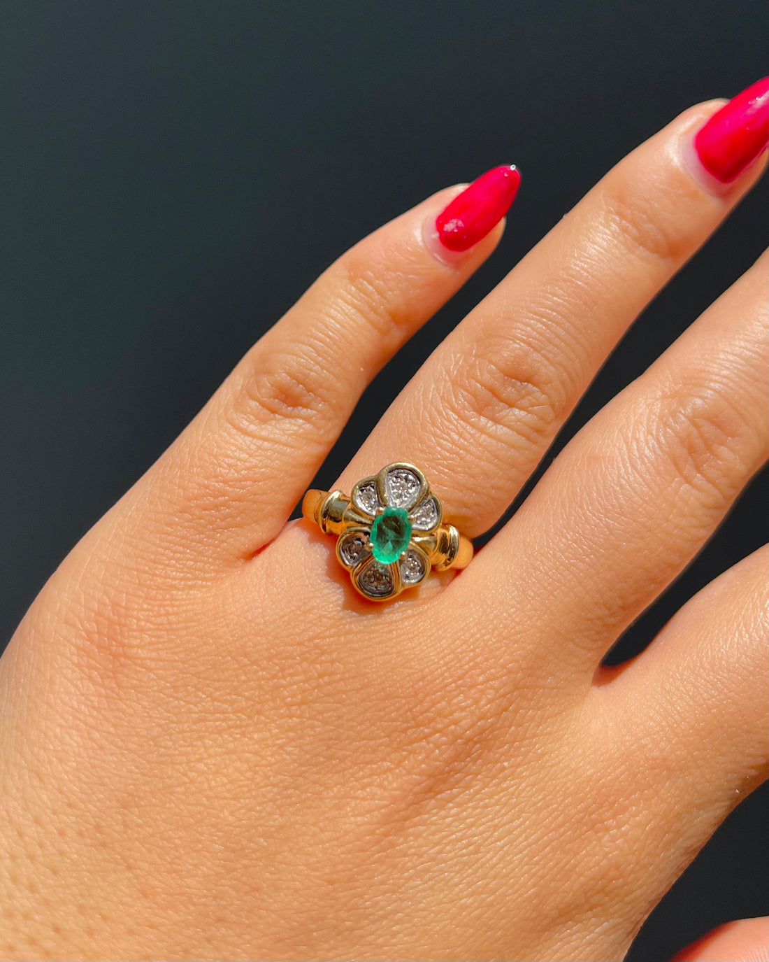 Bague Marguerite Émeraude 0.30 carat &amp; Diamants &quot;Aëla”