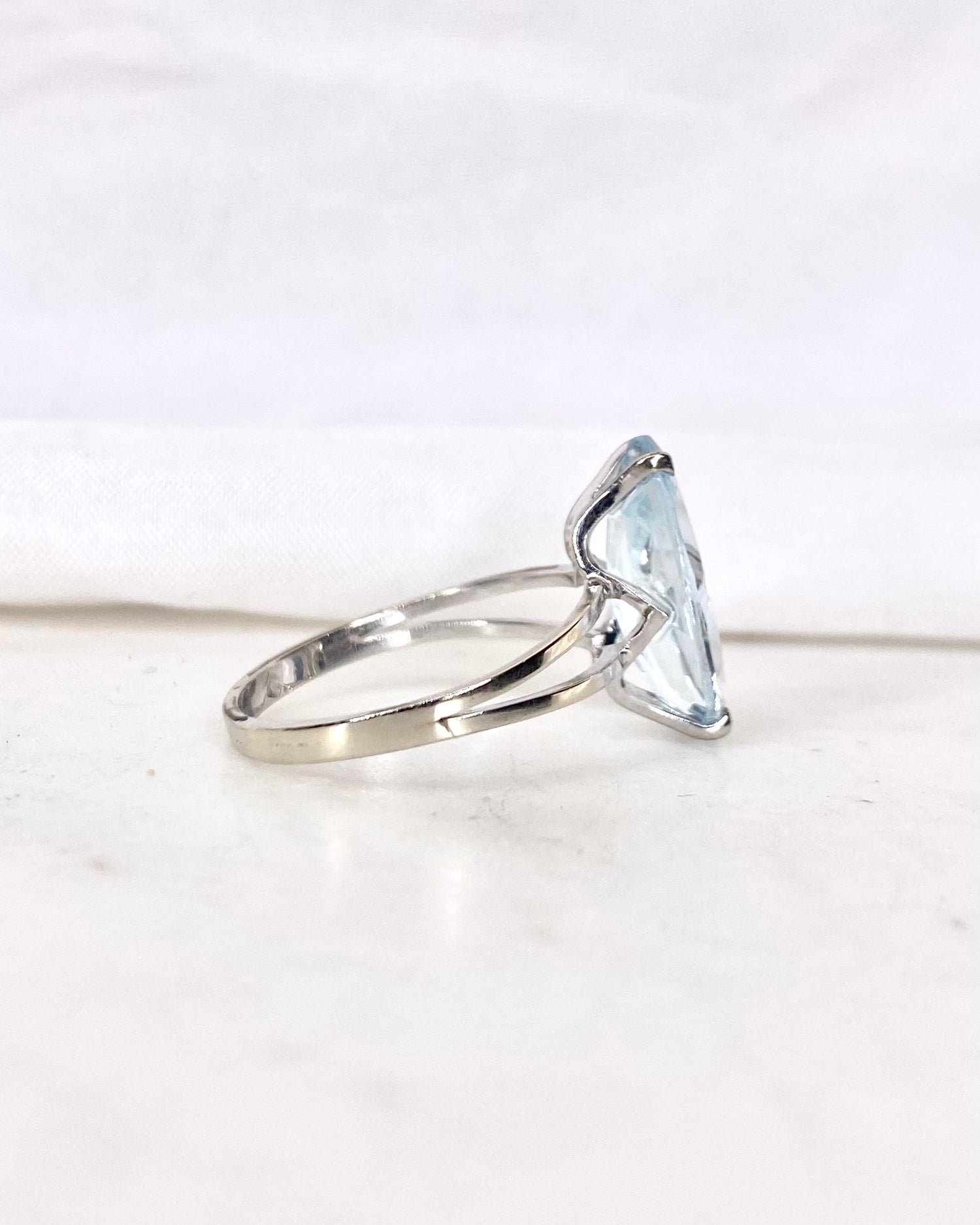 Bague Marquise Aigue-Marine 3 carats “Sylvie”