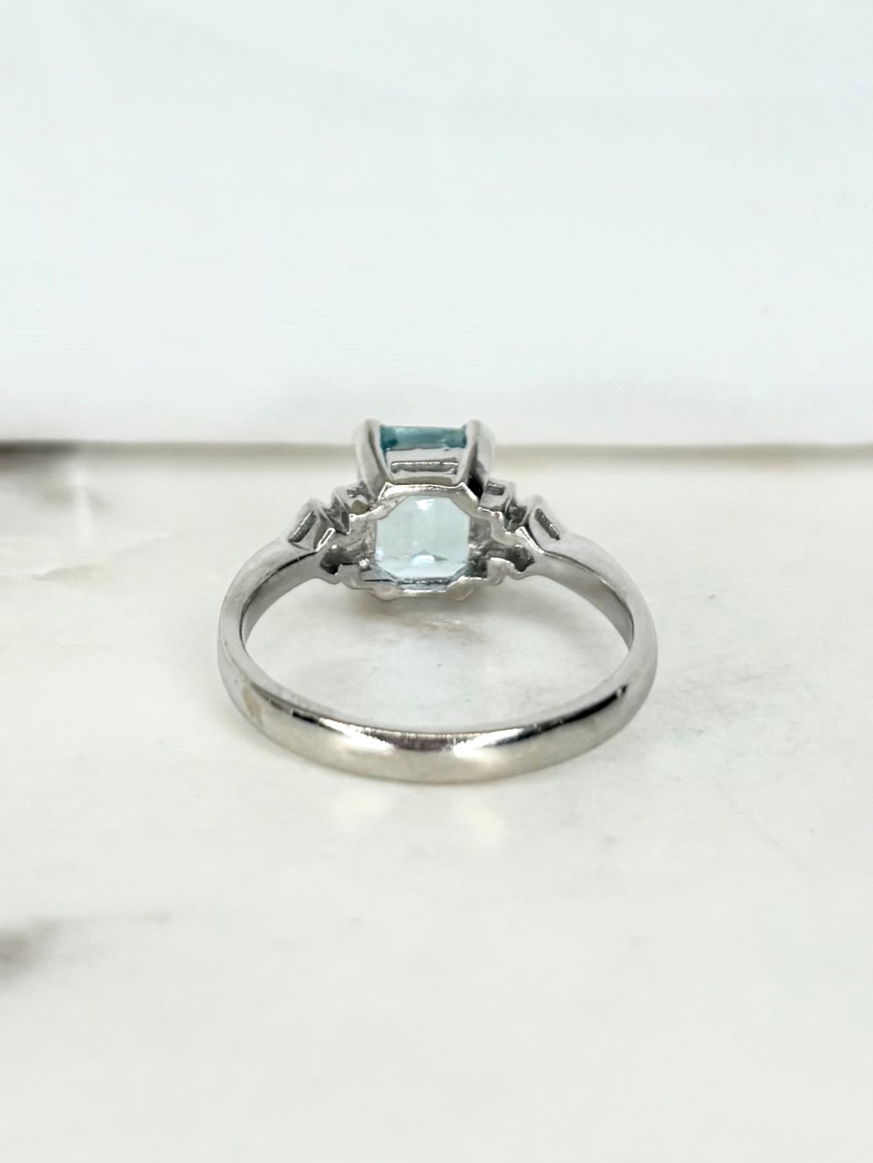 Bague Trilogie Style Art-déco Aigue-Marine &amp; Diamants &quot;Angelia&quot;