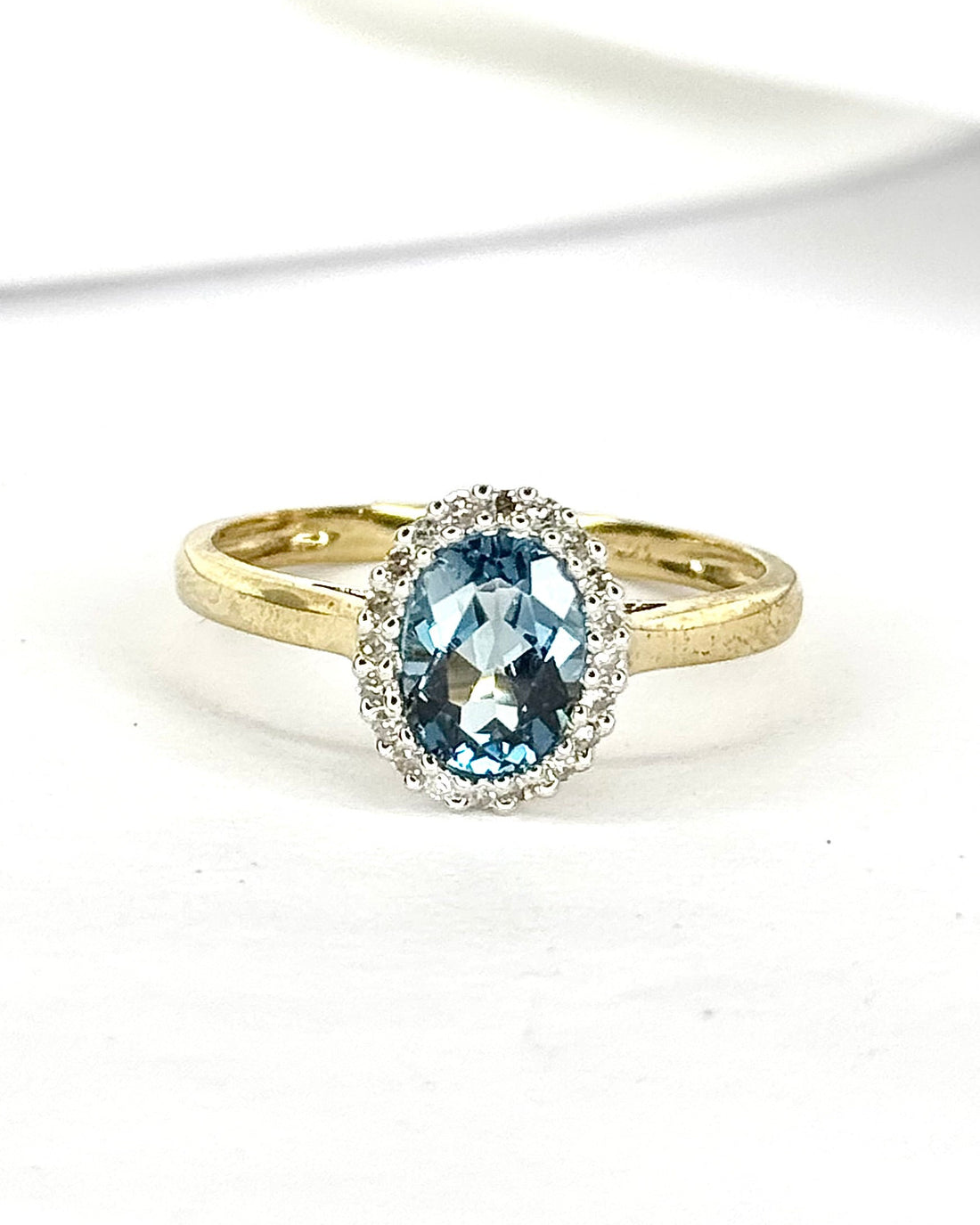 Bague Marguerite Topaze 1.80 carat &amp; Diamants 0.20 carat "Ambrine"