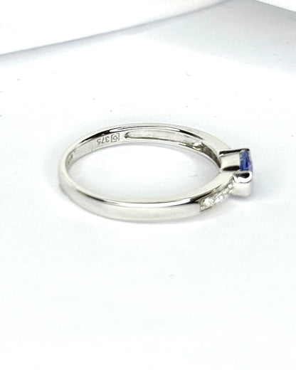 Solitaire Ring Tanzanite &amp; Diamonds "Daliah"