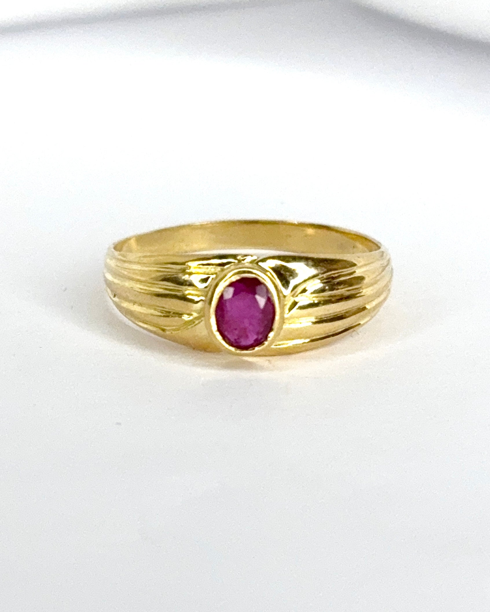 Ruby Bangle Ring "Sidney"