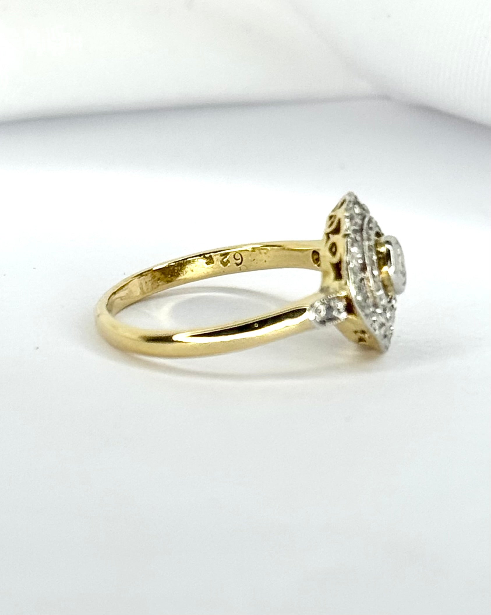 Anillo Art Déco con diamantes "Cynthia"
