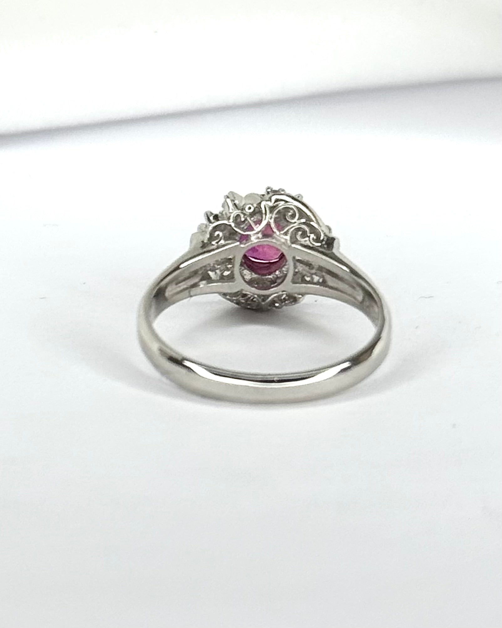 Bague Marguerite Rubis 0.81 carat &amp; Diamants 0.24 carat "Sirine"