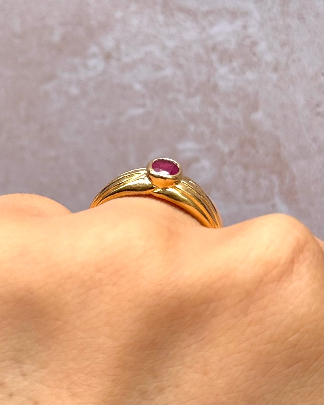 Ruby Bangle Ring "Sidney"
