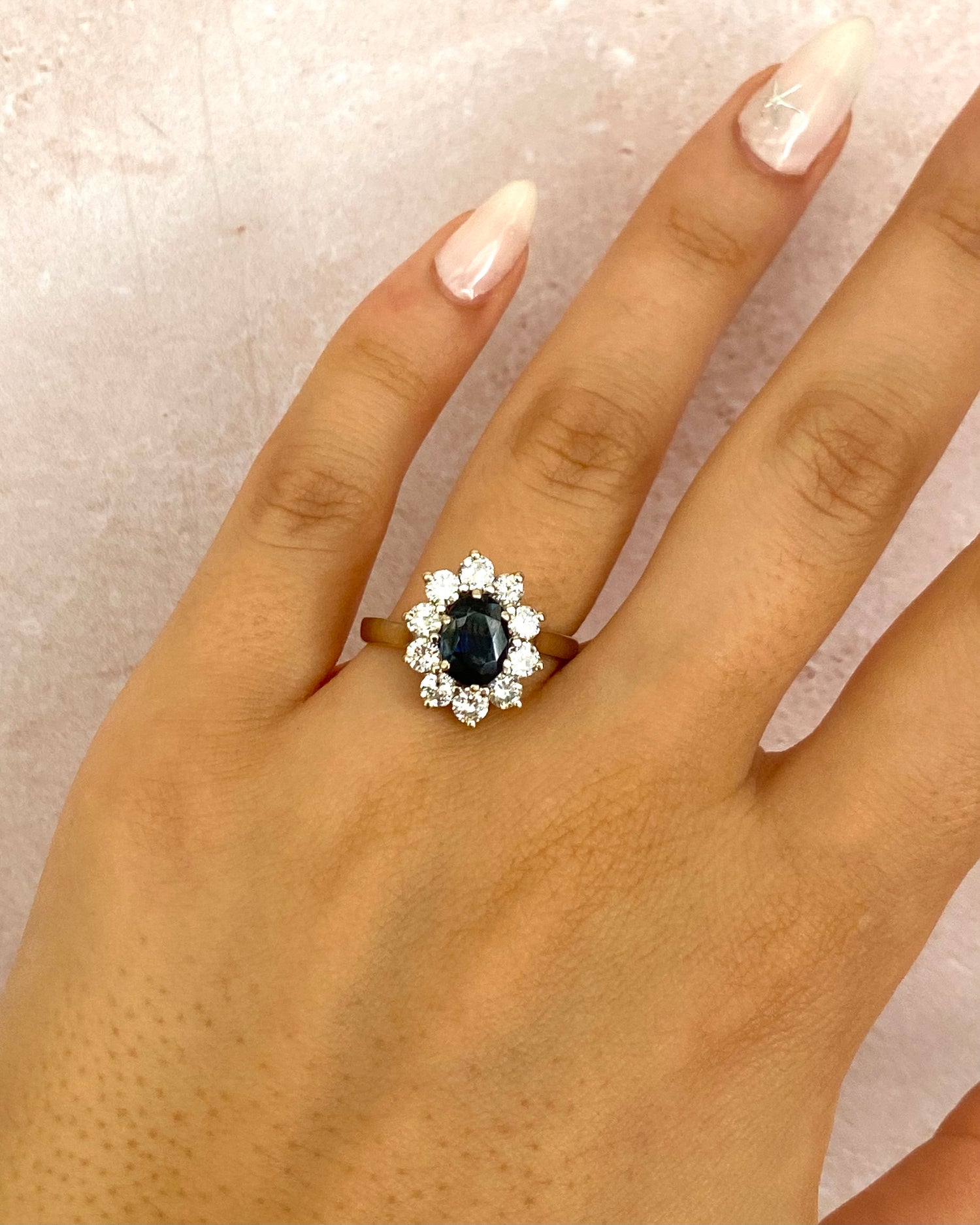 Bague Marguerite Saphir 1.52 carat &amp; Diamants 1 carat "Héloise"
