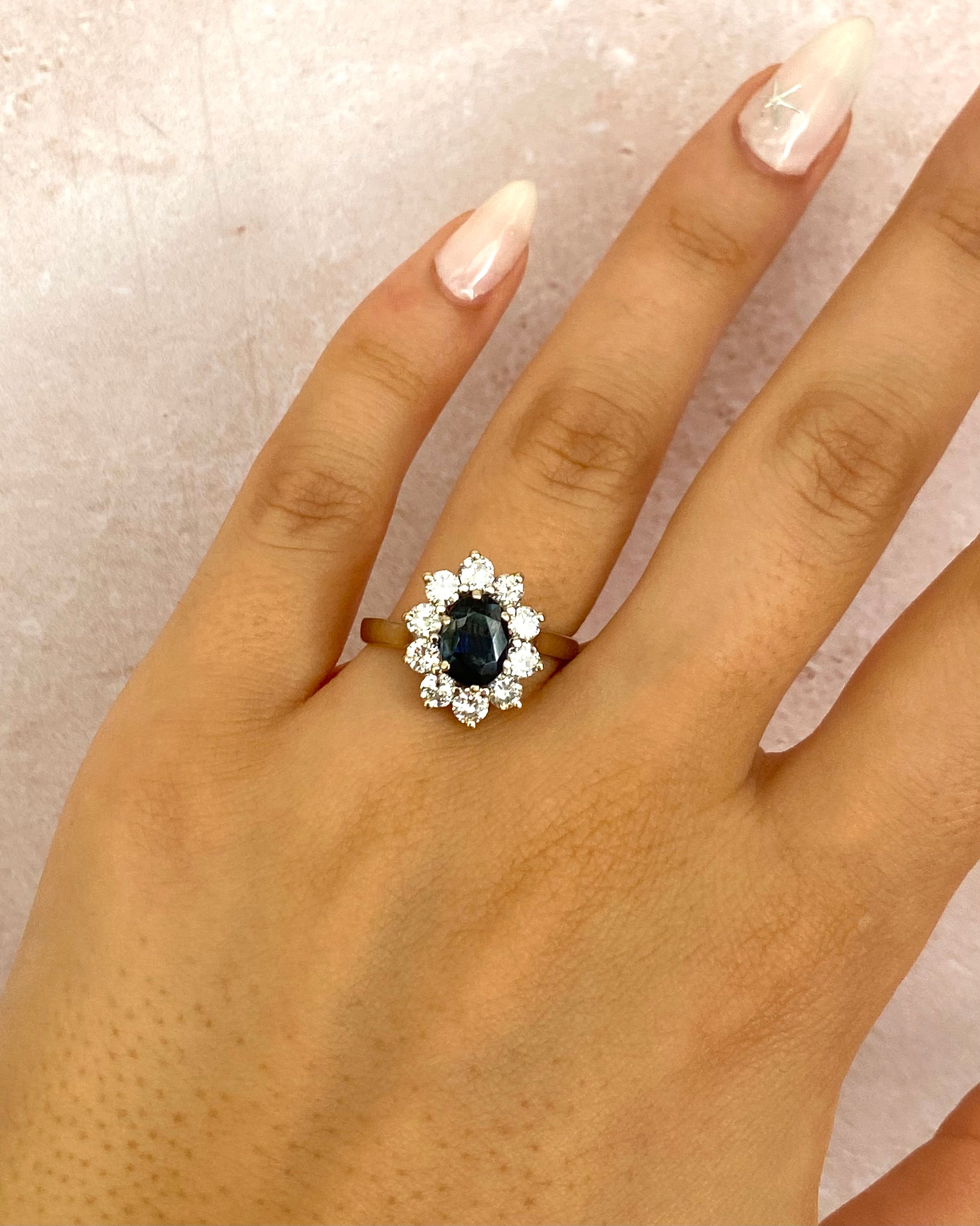 Bague Marguerite Saphir 1.52 carat &amp; Diamants 1 carat "Héloise"
