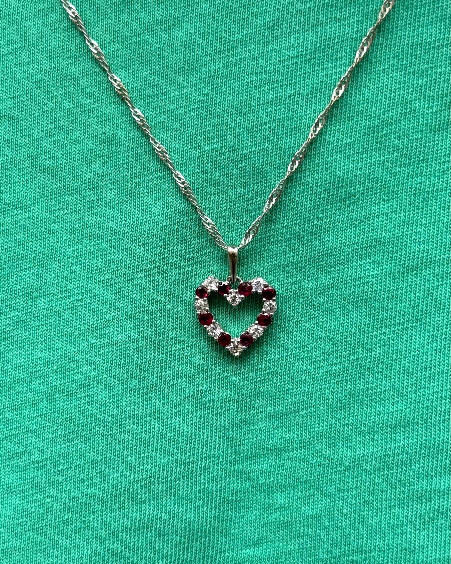 Pendentif Cœur Rubis 0.45 carat &amp; Diamants 0.32 carat "Rosa"