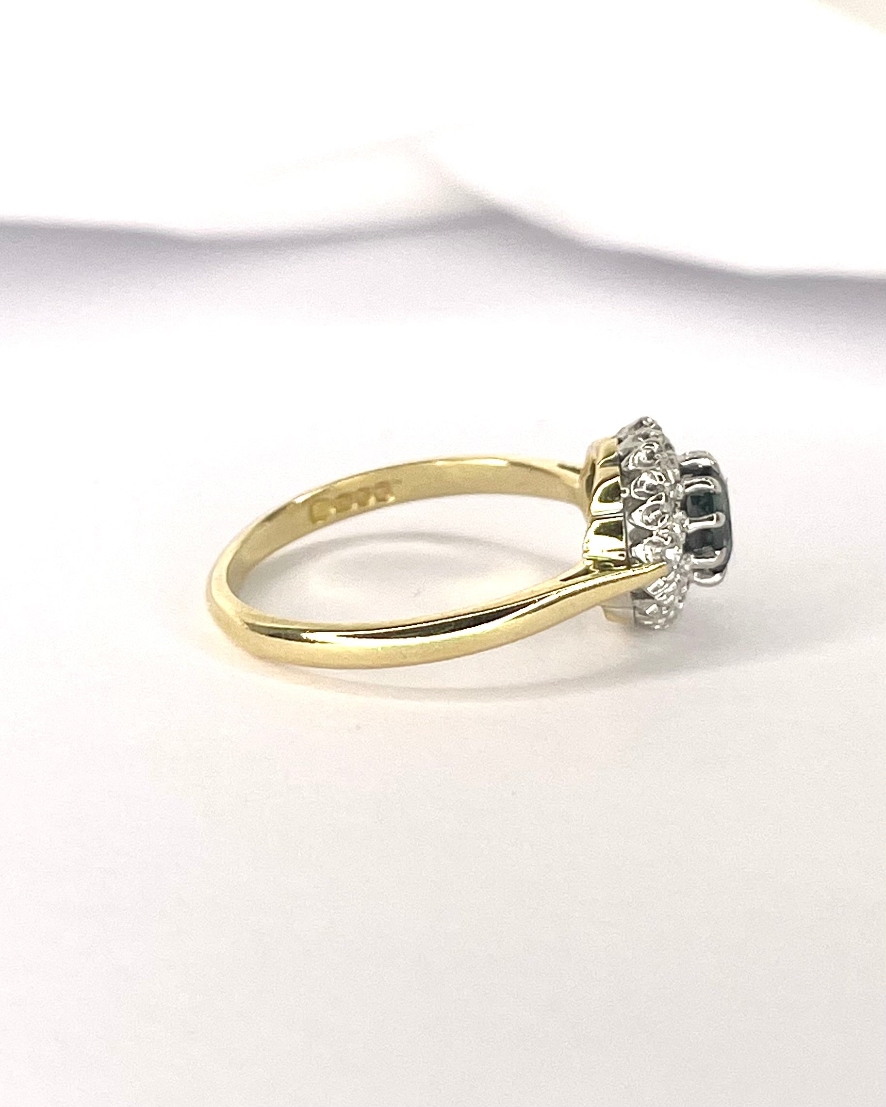 Anillo Marguerite Zafiro 0,80 quilates y diamantes "Célia"