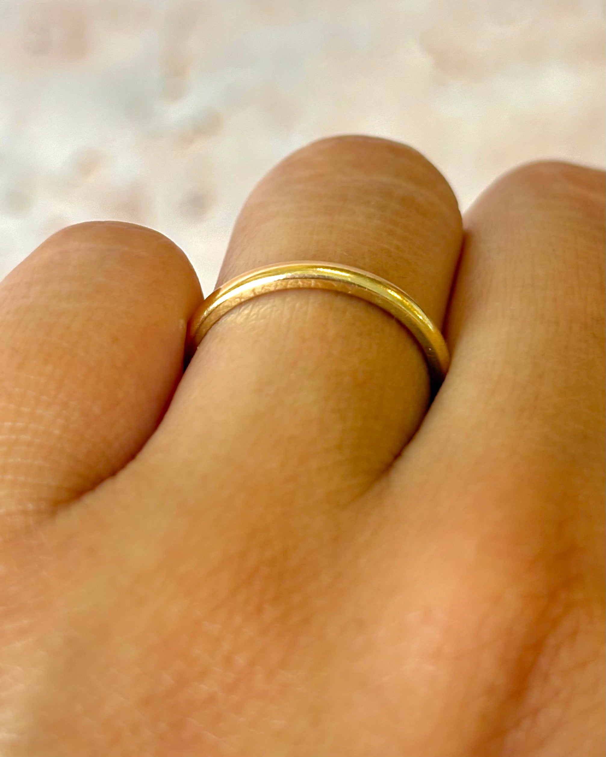 18-carat Yellow Gold Wedding Band 1.8 mm "Aloys"