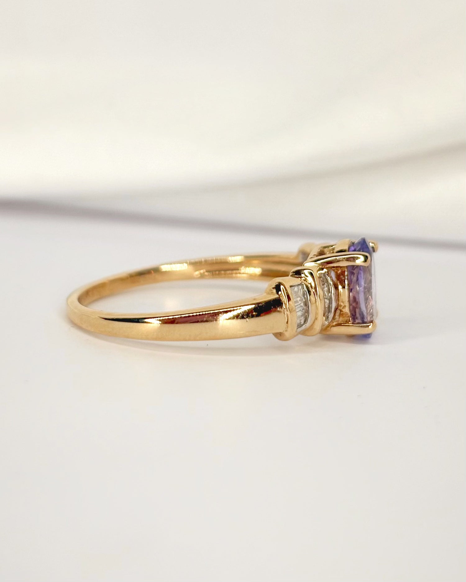 Bague Rivière Tanzanite 1.25 carat &amp; Diamants "Laura"