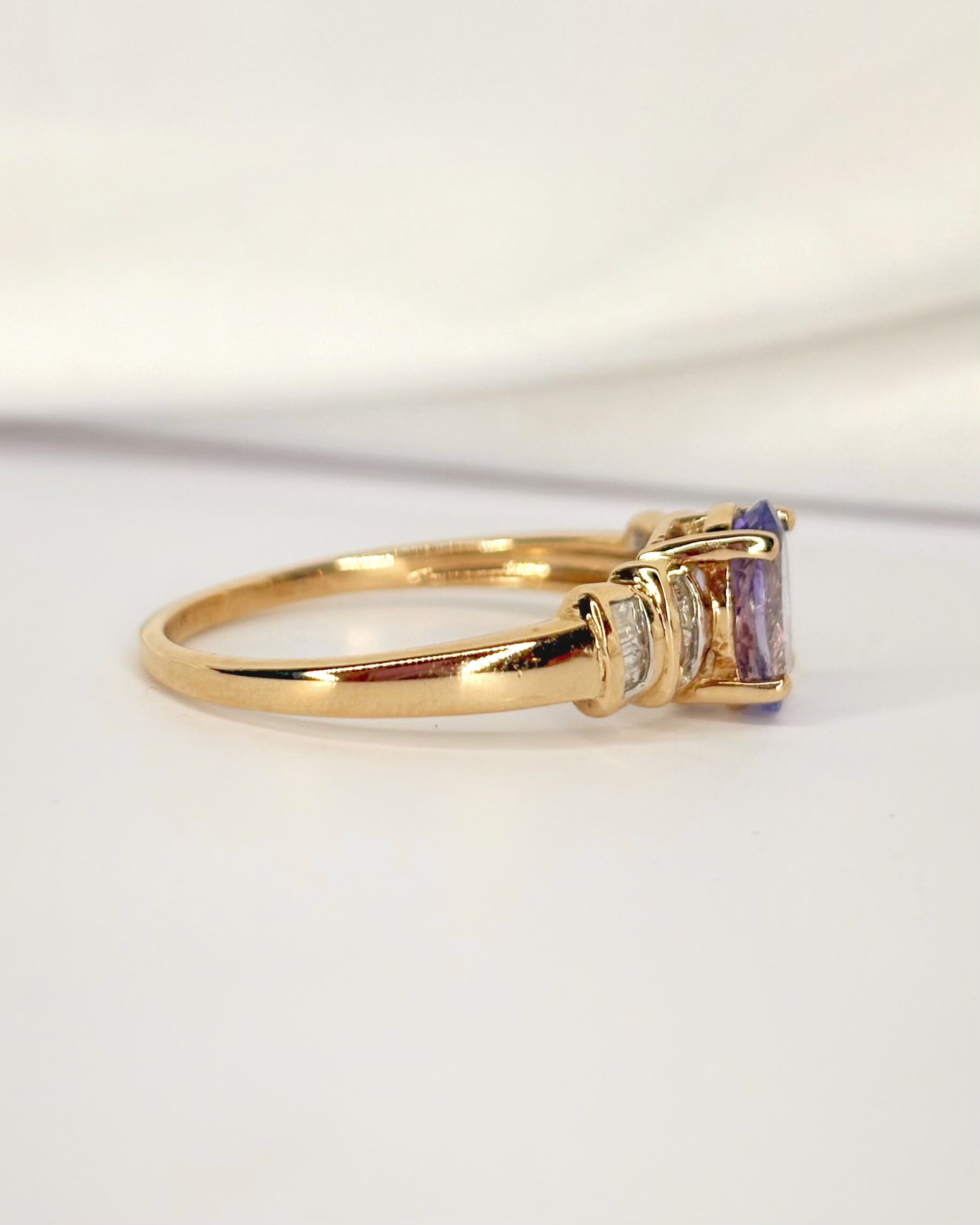 Bague Rivière Tanzanite 1.25 carat &amp; Diamants "Laura"
